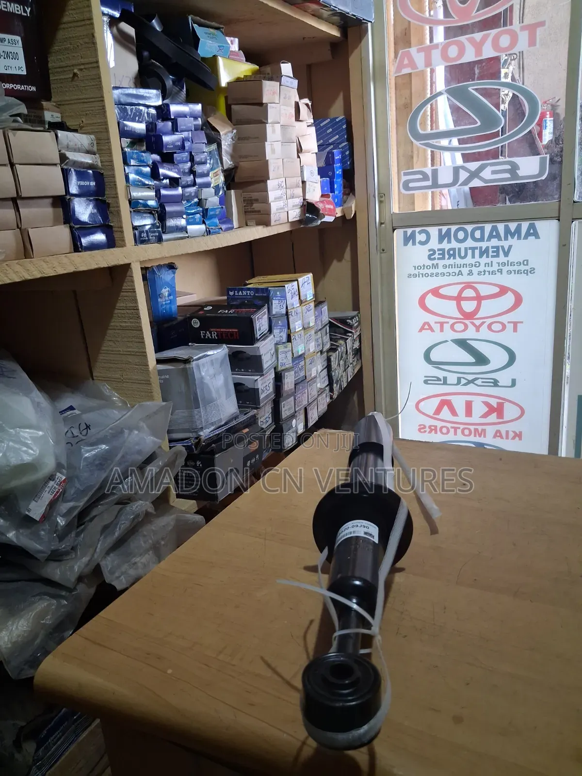 Original Front Shock Toyota Fortuner