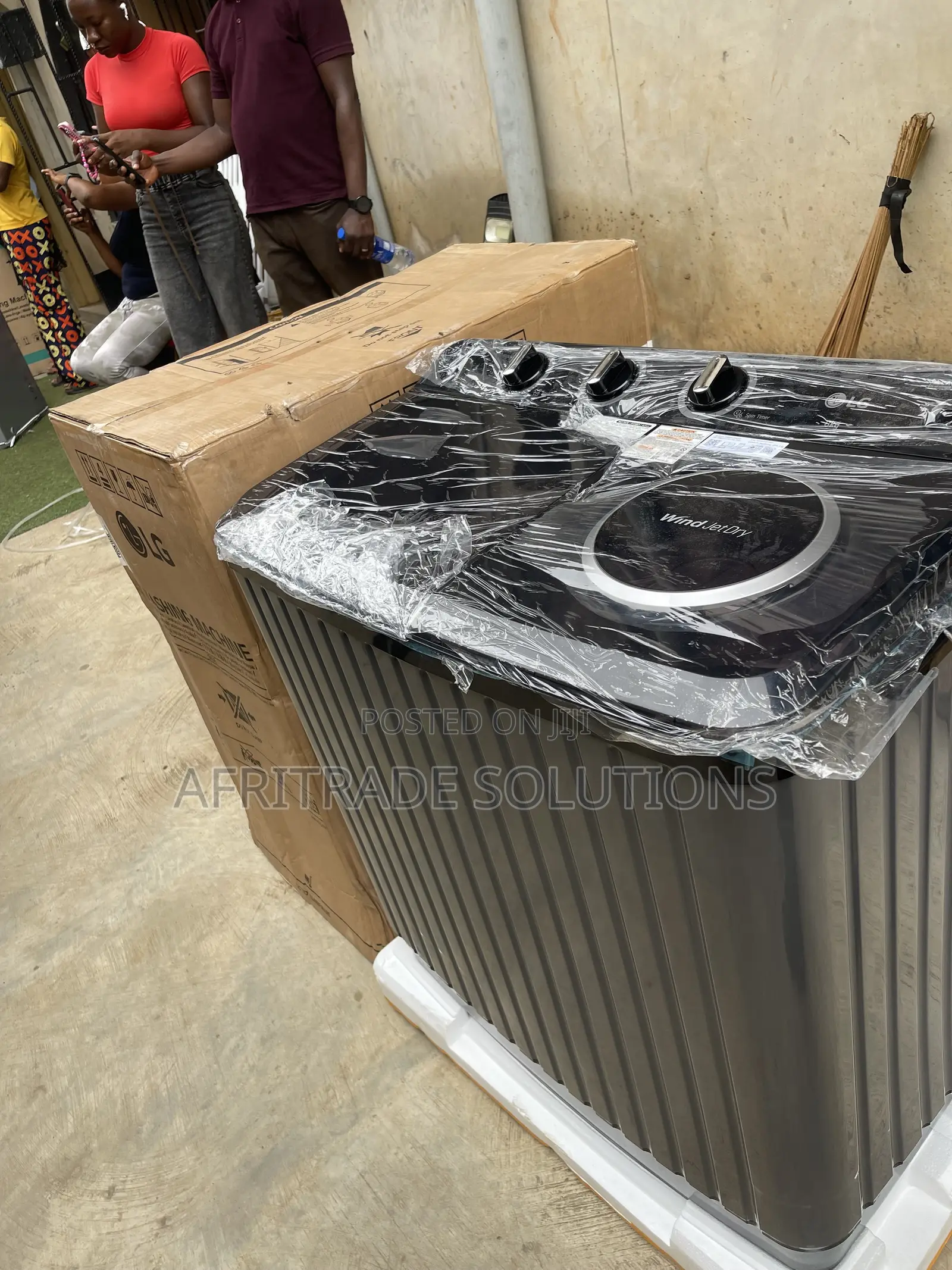 LG 8kg Twin Tub Laundry Powerhouse