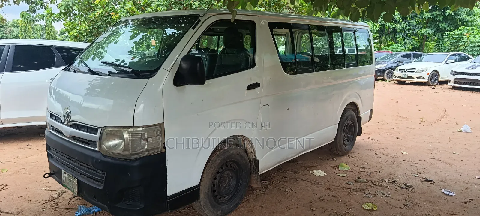 Toyota HiAce 2011