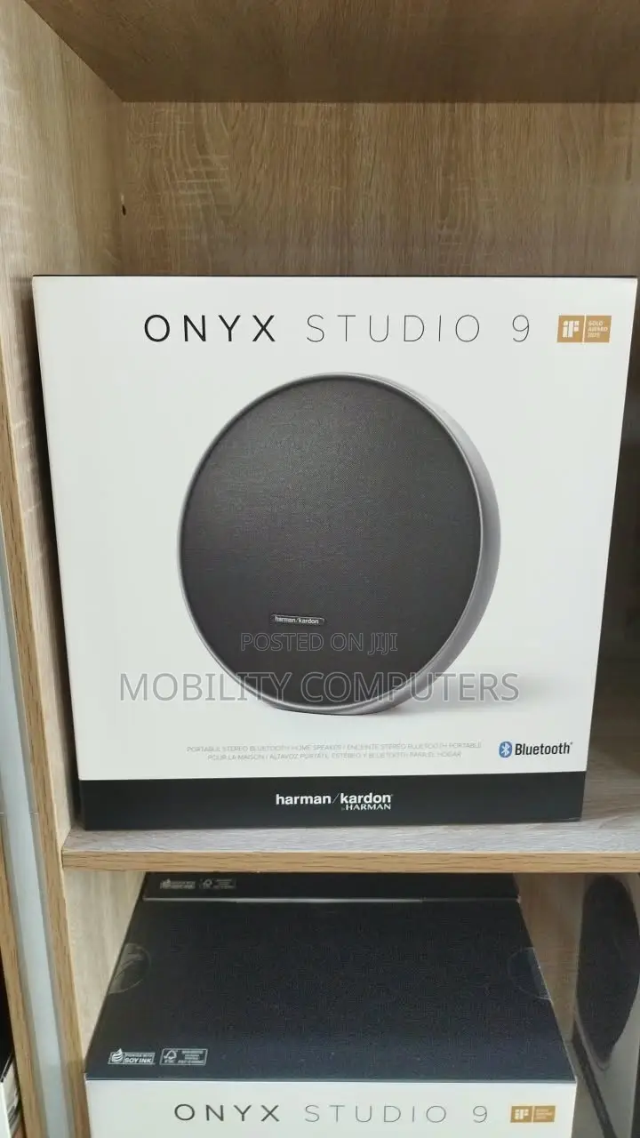 Onyx Studio 9