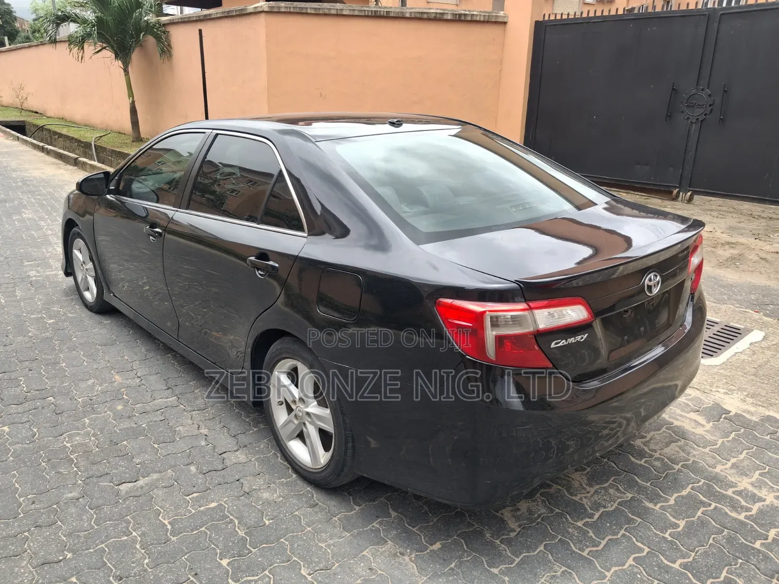 Toyota Camry 2014 Black
