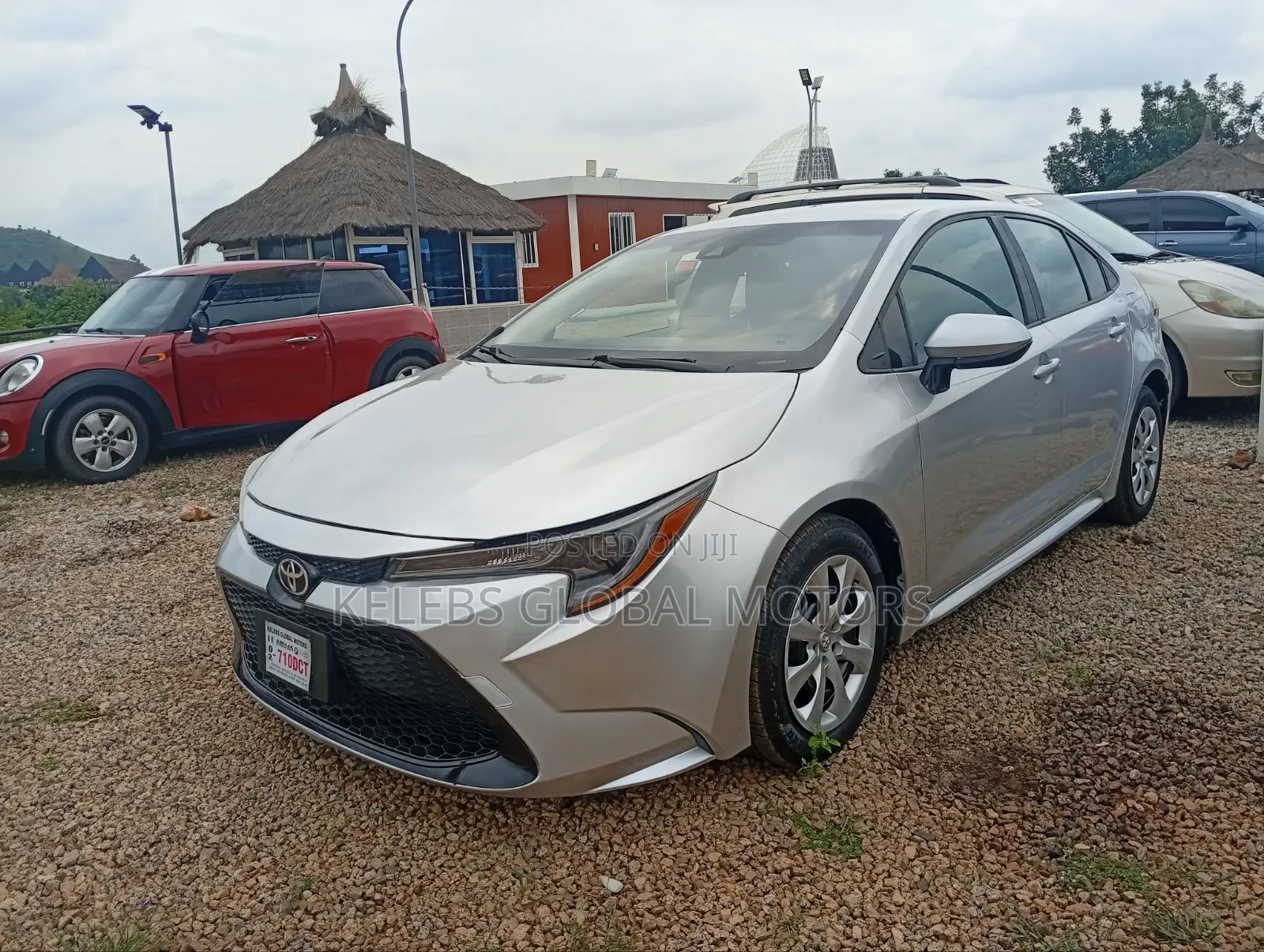 Toyota Corolla LE 2021 Silver