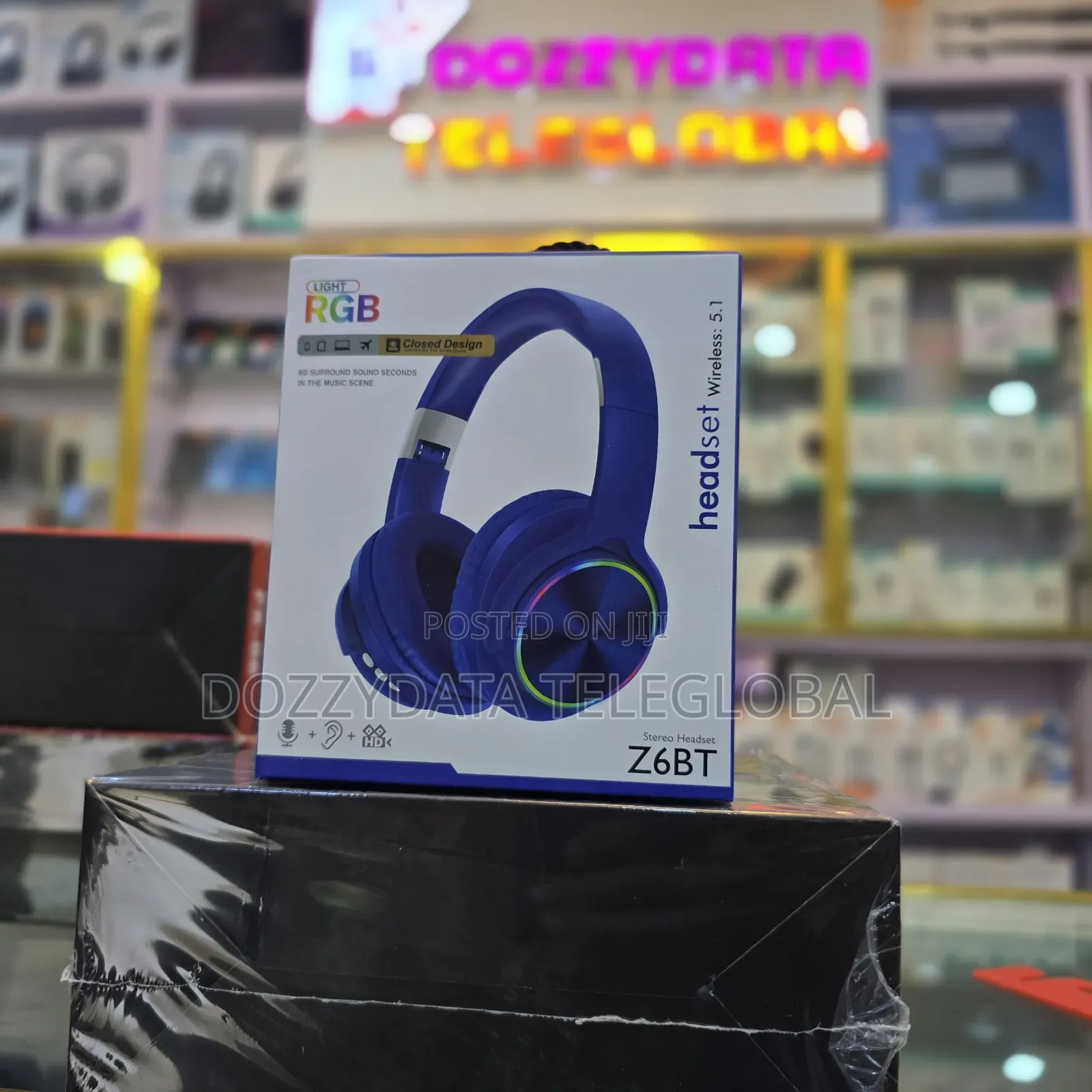 Z6BT Wireless Bluetooth Headset Featuring RGB Lighting