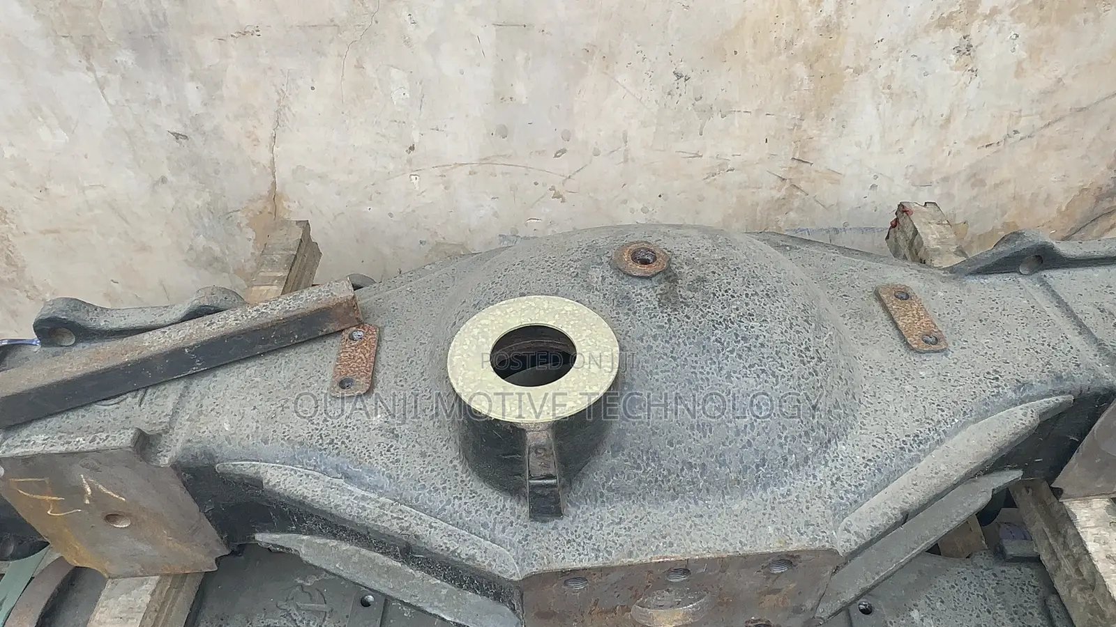 HOWO and SHACMAN Axle