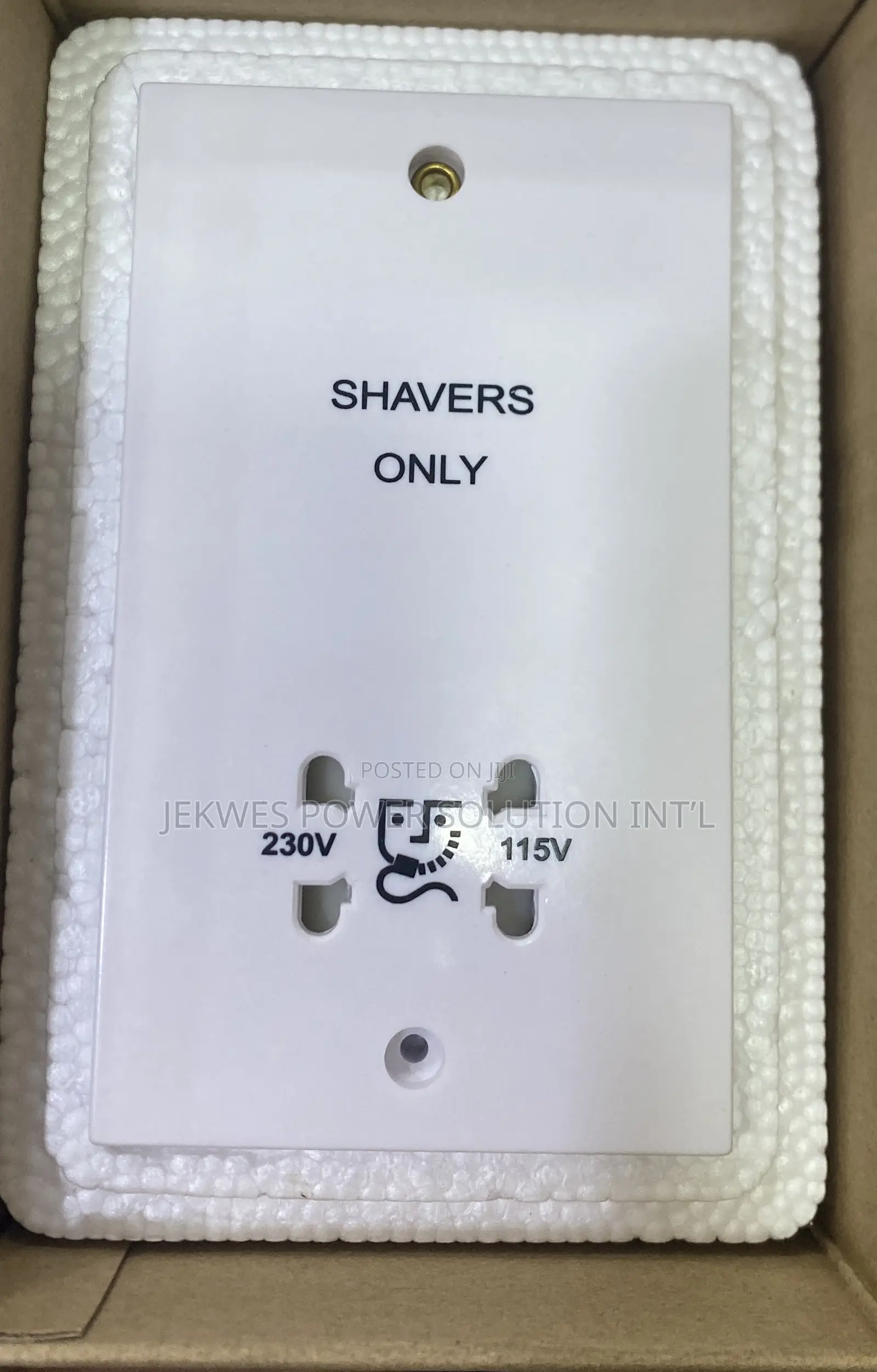 Original 3 by 6 Exclusive 2 Gang Shaver Socket