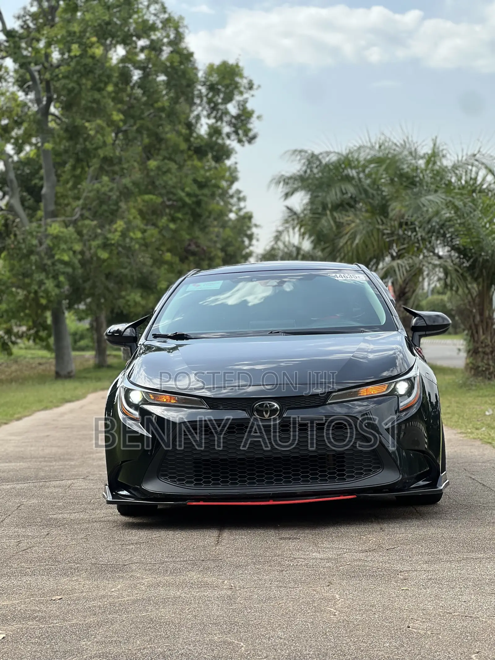 Toyota Corolla LE Eco (1.8L 4cyl 2A) 2019 Black