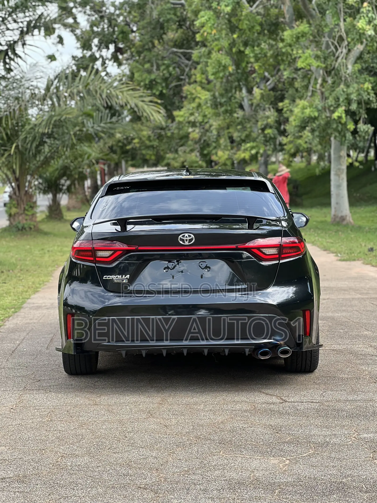 Toyota Corolla LE Eco (1.8L 4cyl 2A) 2019 Black