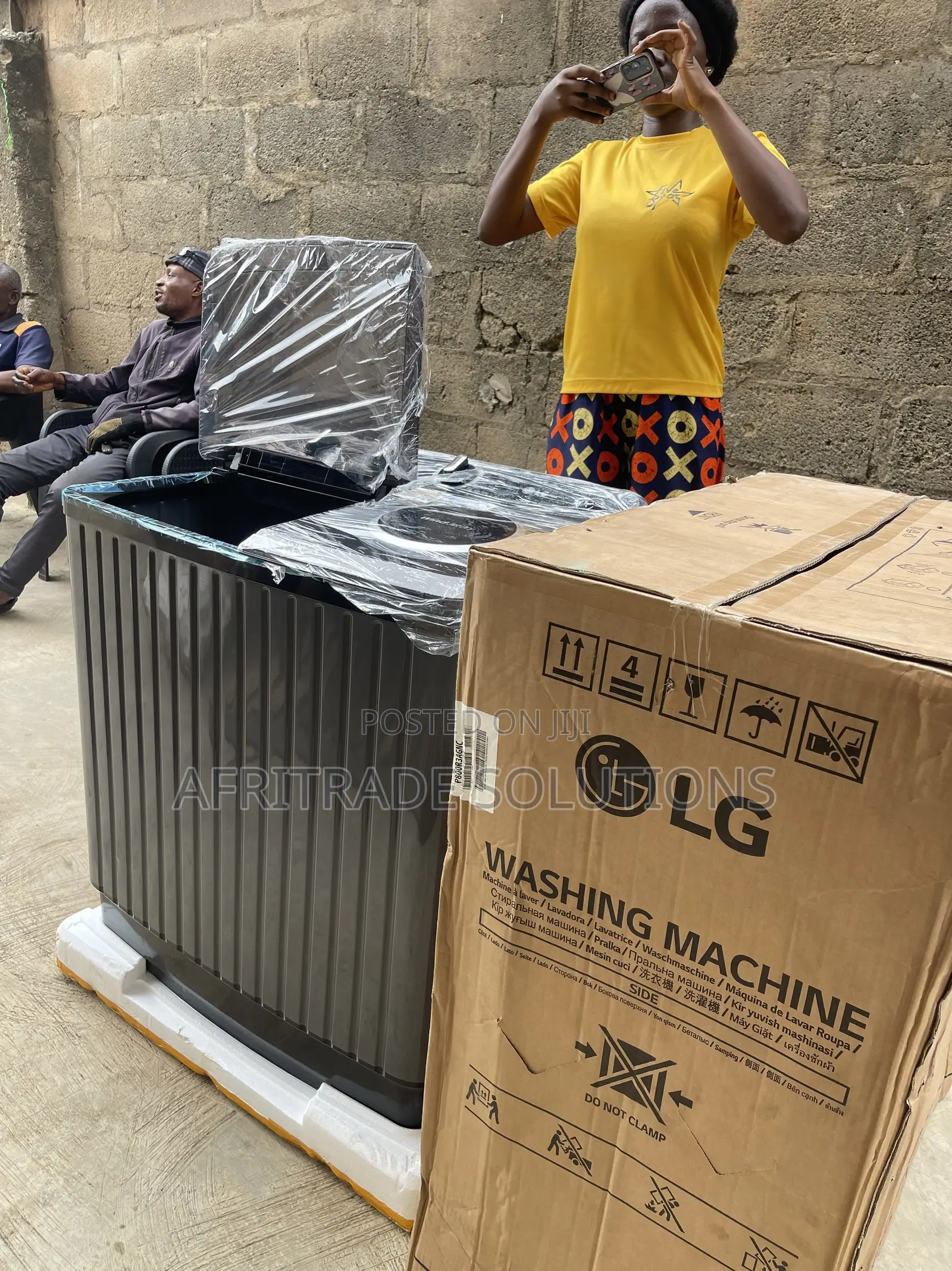 LG 8kg Twin Tub Washer for Busy Homes