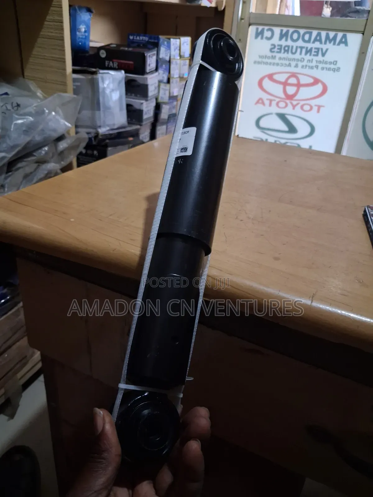 Original Back Shock Lexus RX350
