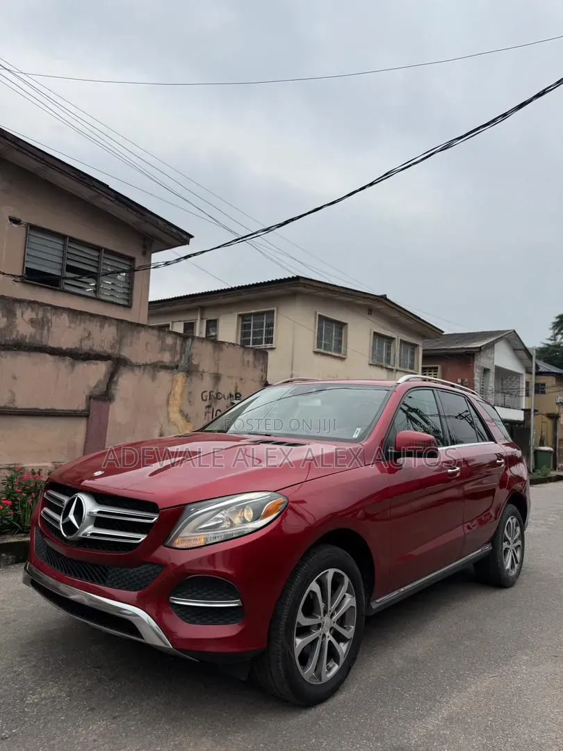 Mercedes-Benz GLE-Class 2016 Burgundy