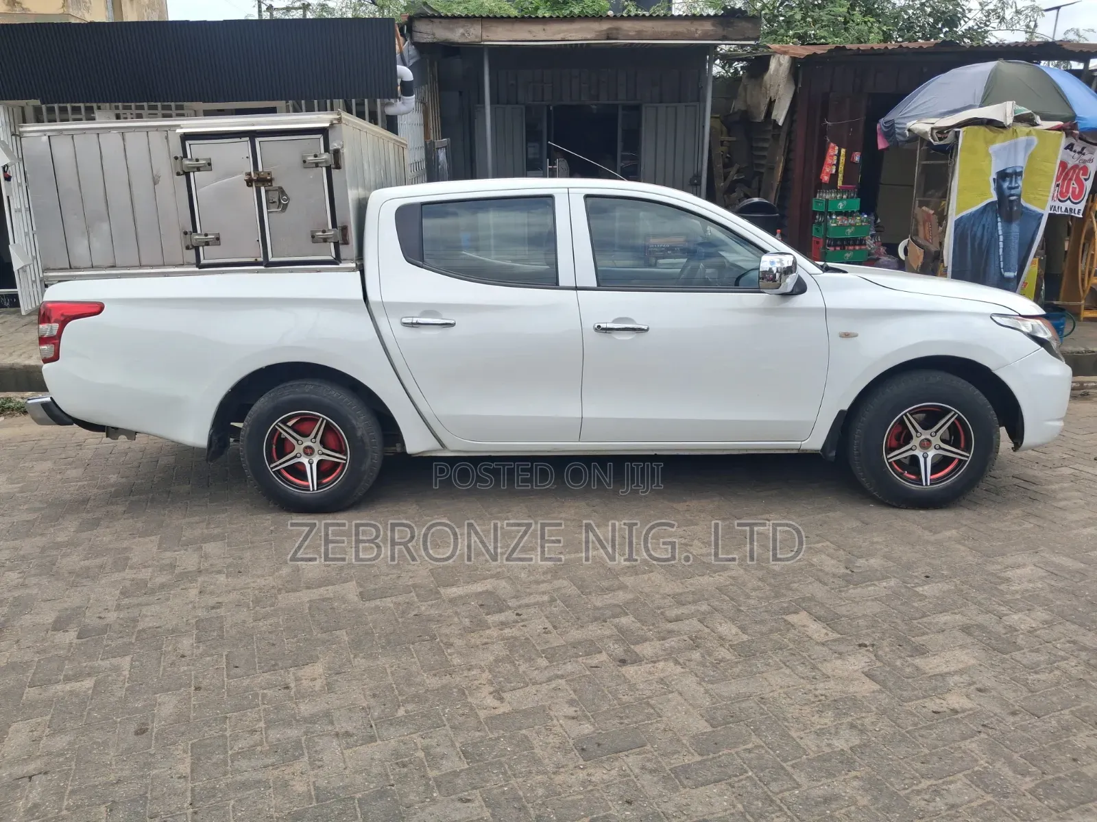 Mitsubishi L200 2019 White