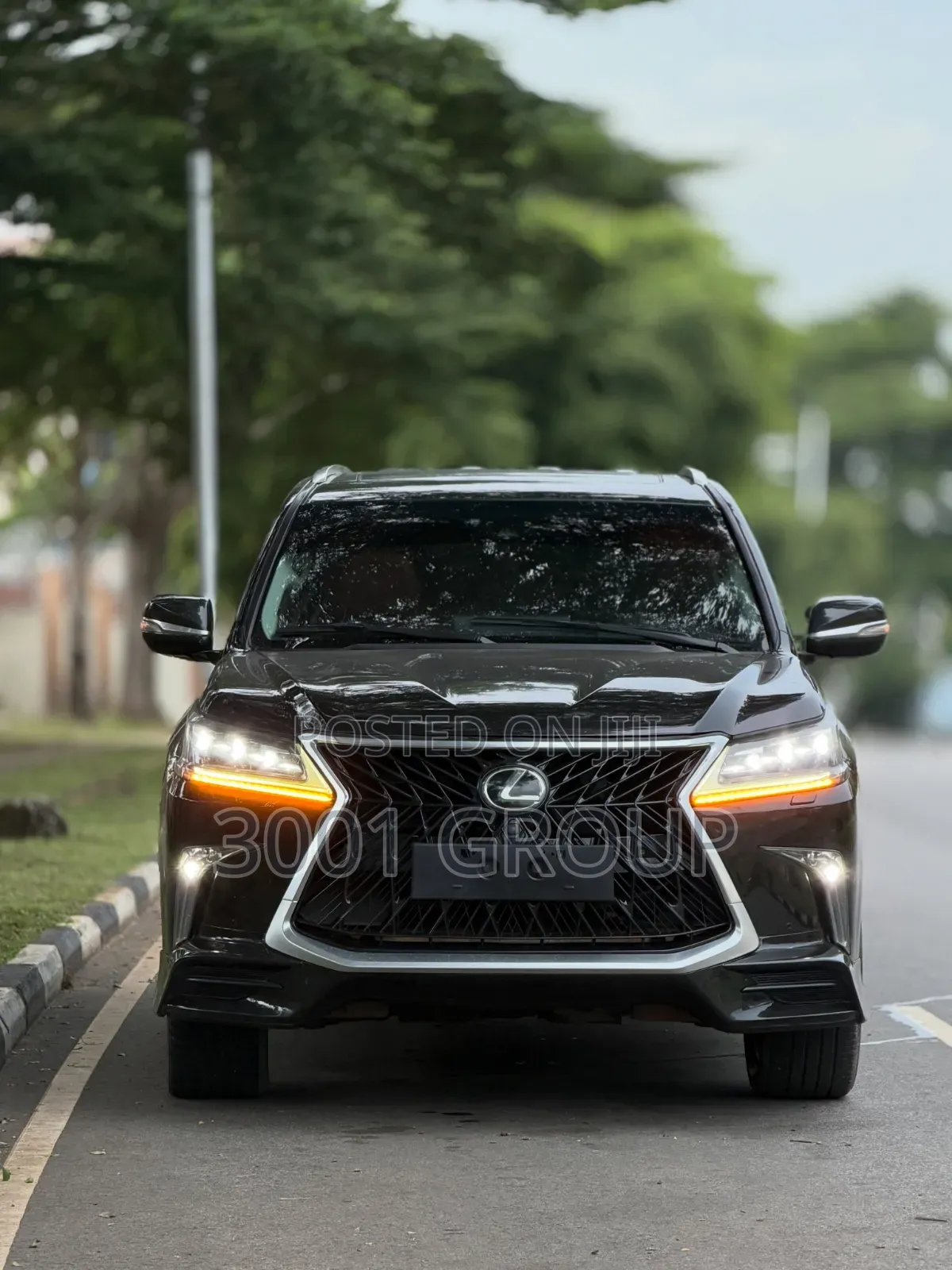 Lexus LX 2018 Black