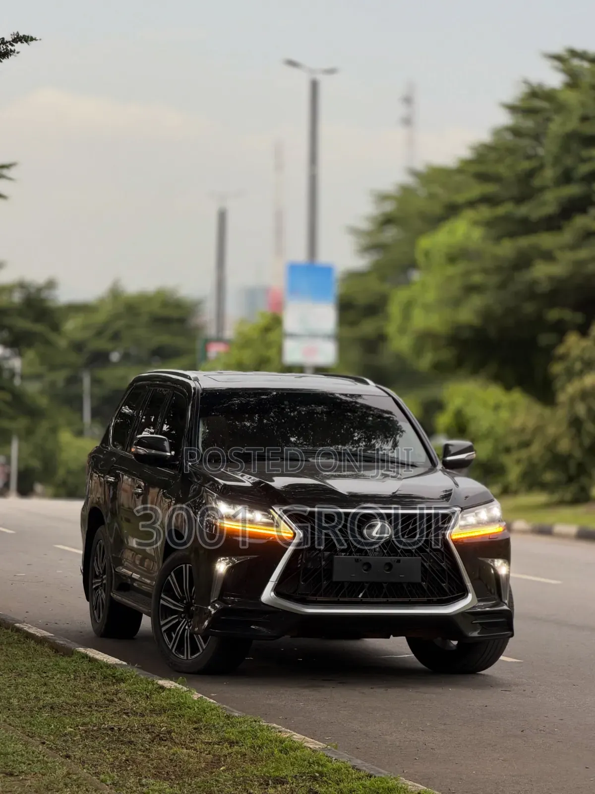 Lexus LX 2018 Black