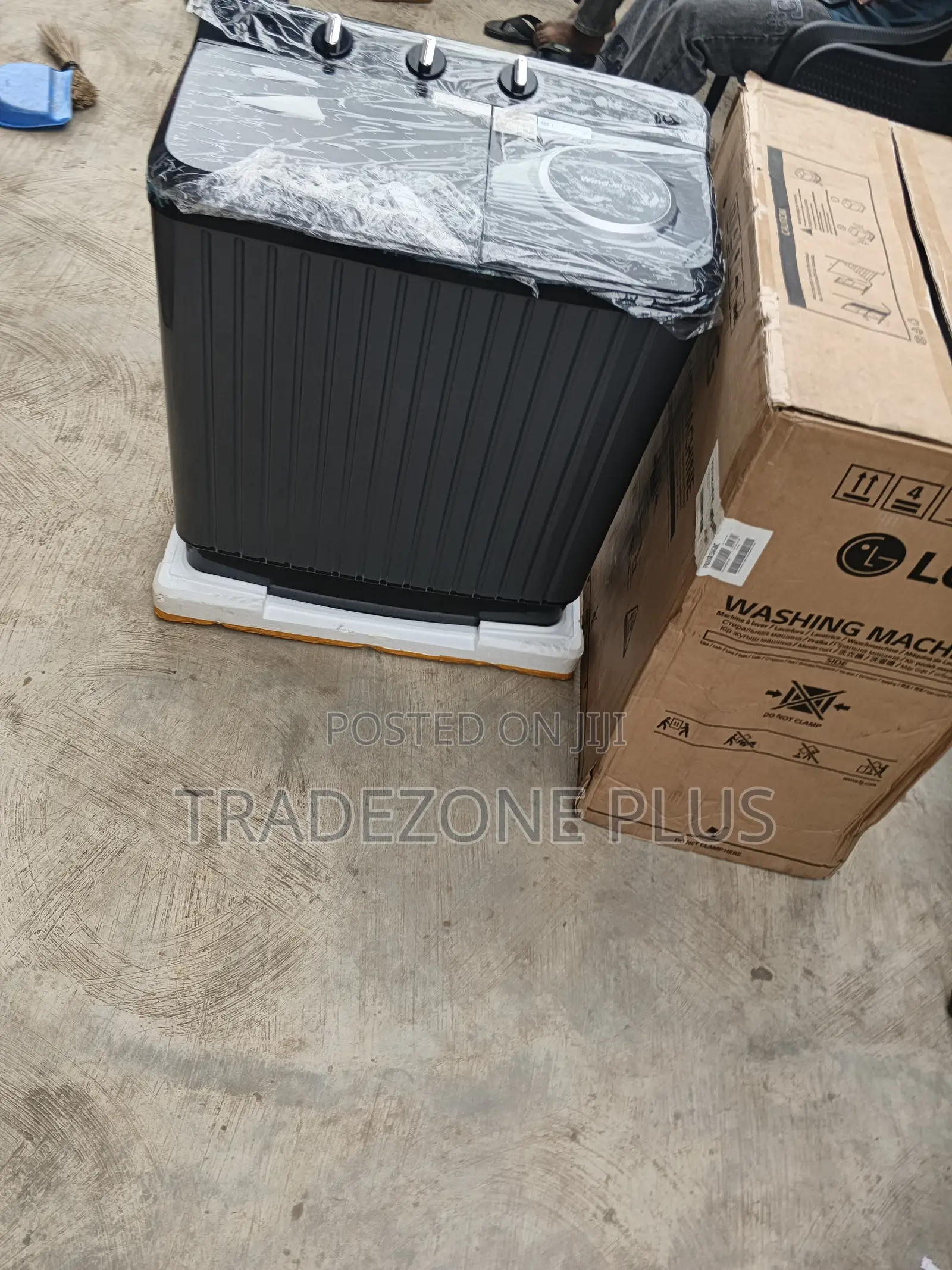 LG P800R3AGNC Clothes Washing Machine
