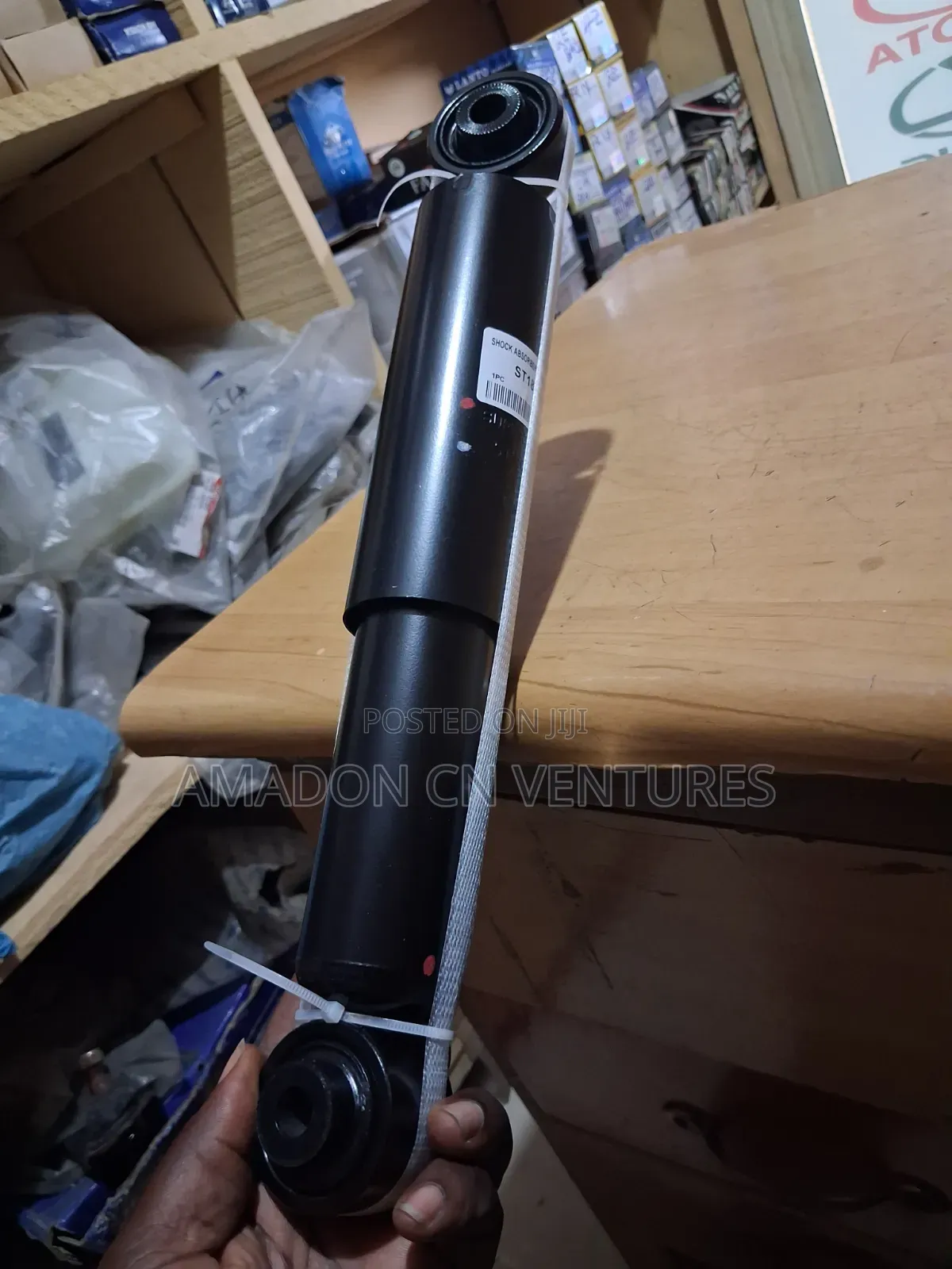 Original Back Shock Toyota Highlander