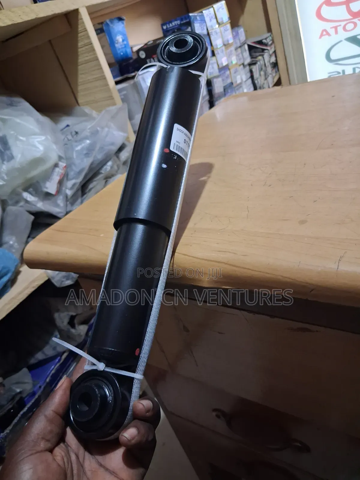 Original Back Shock Toyota Highlander