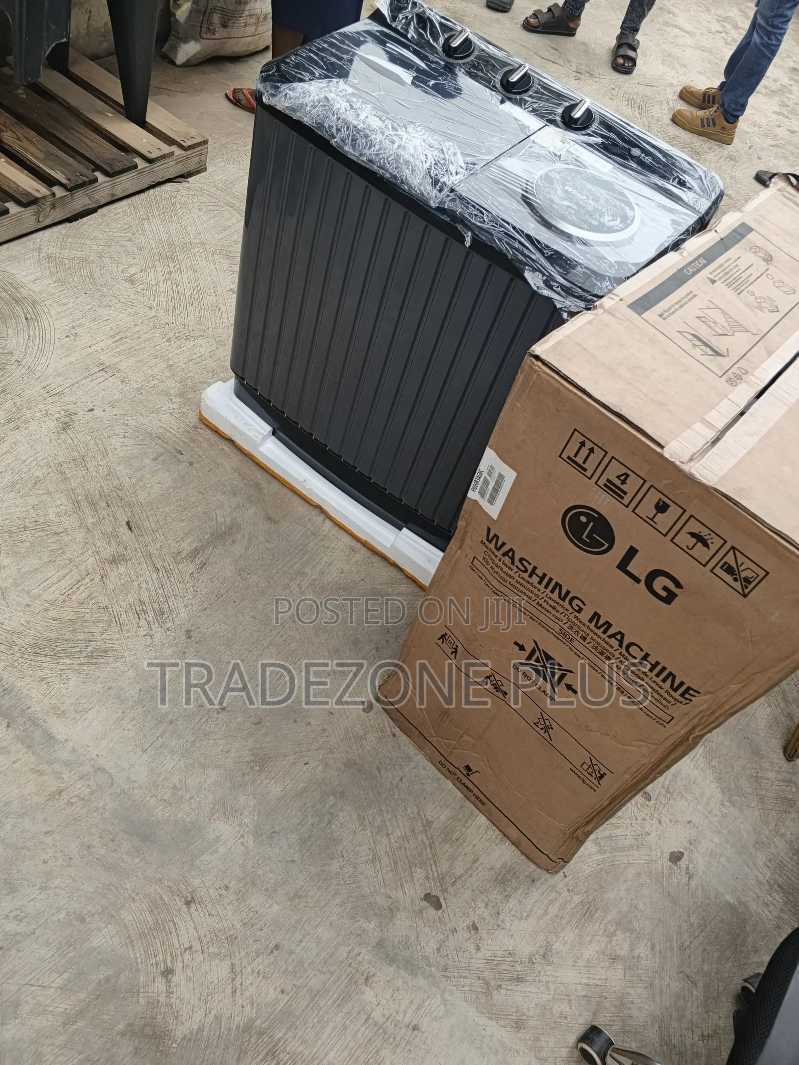 LG 8kg Manual Washing Appliance P800R3AGNC