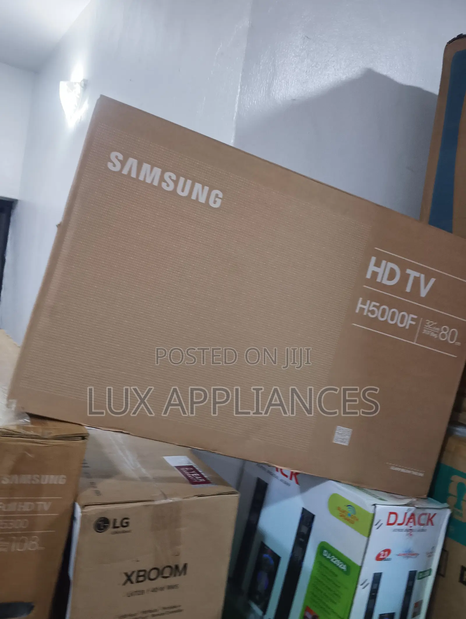 Samsung 32 Inch LED Smart TV HD Resolution