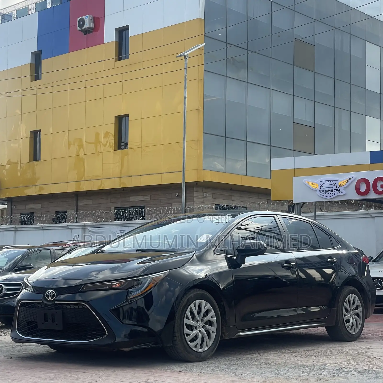 Toyota Camry LE 2021 Black