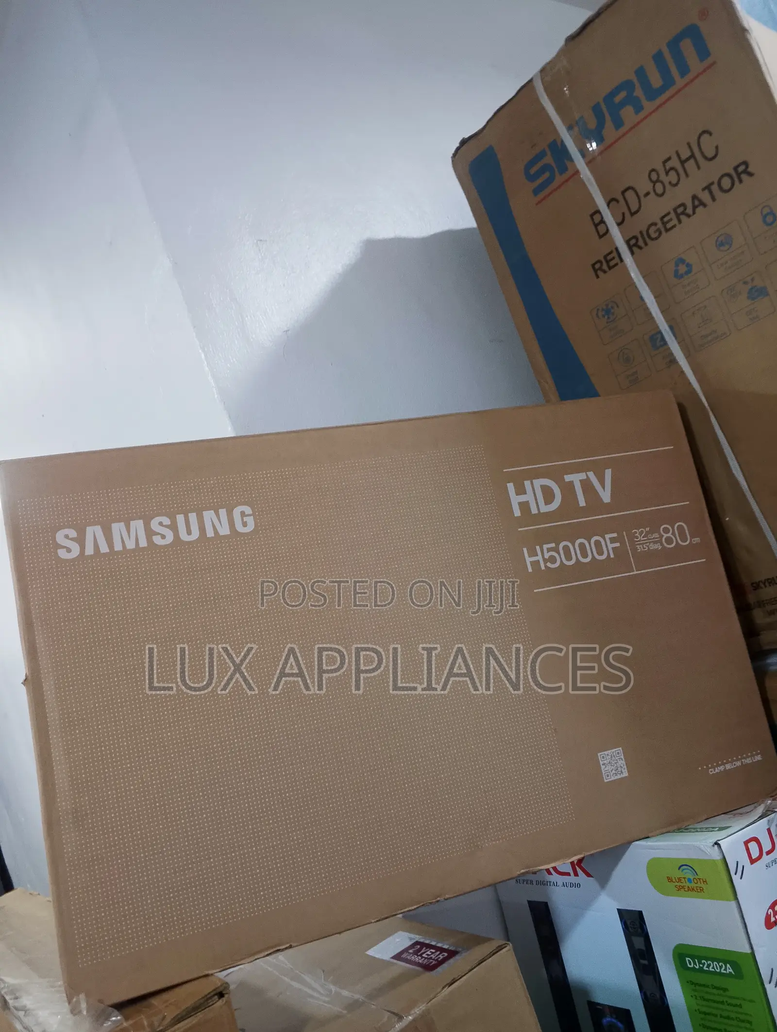 Samsung 32” LED HD Smart TV H5000F Model