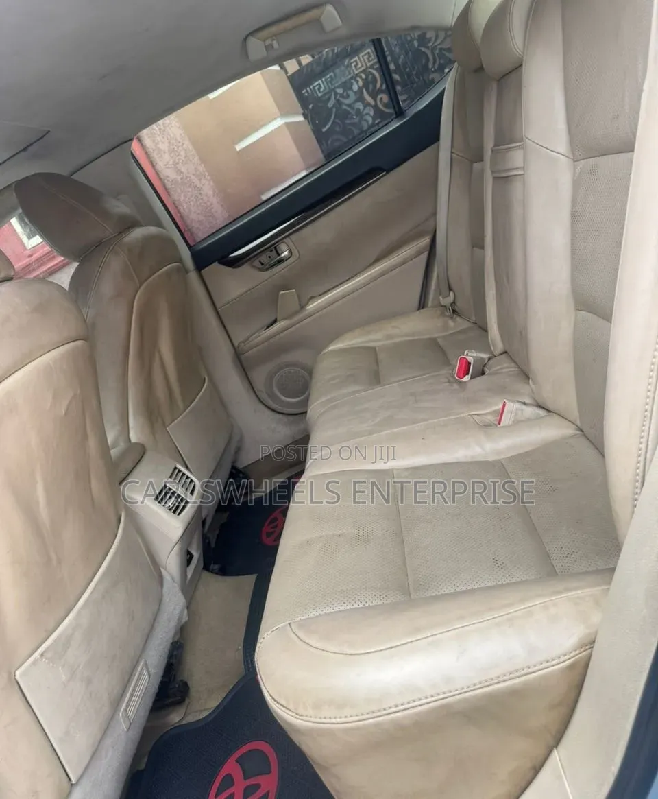 Lexus ES 2014 Blue
