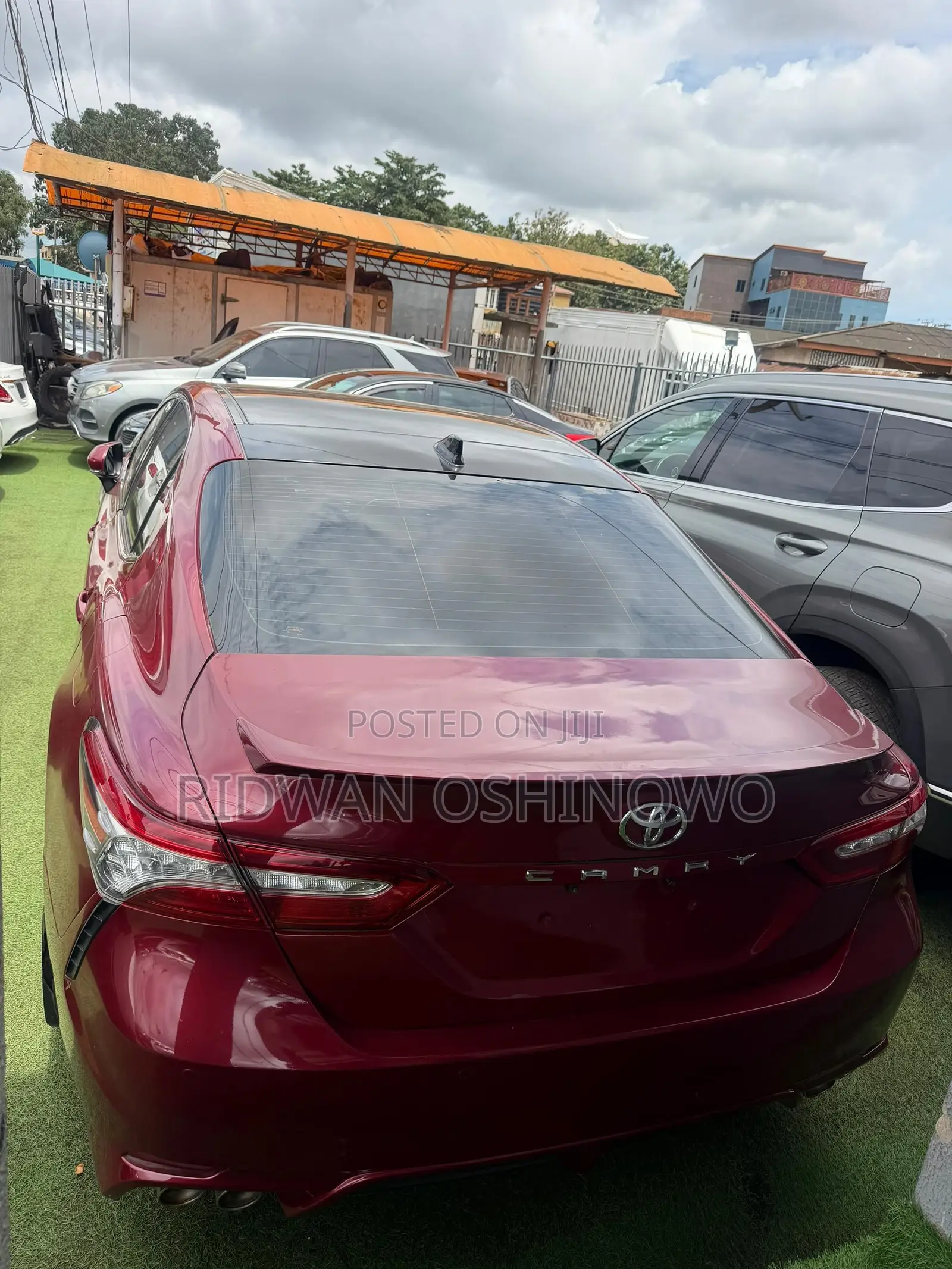 Toyota Camry XSE FWD (2.5L 4cyl 8AM) 2018 Red