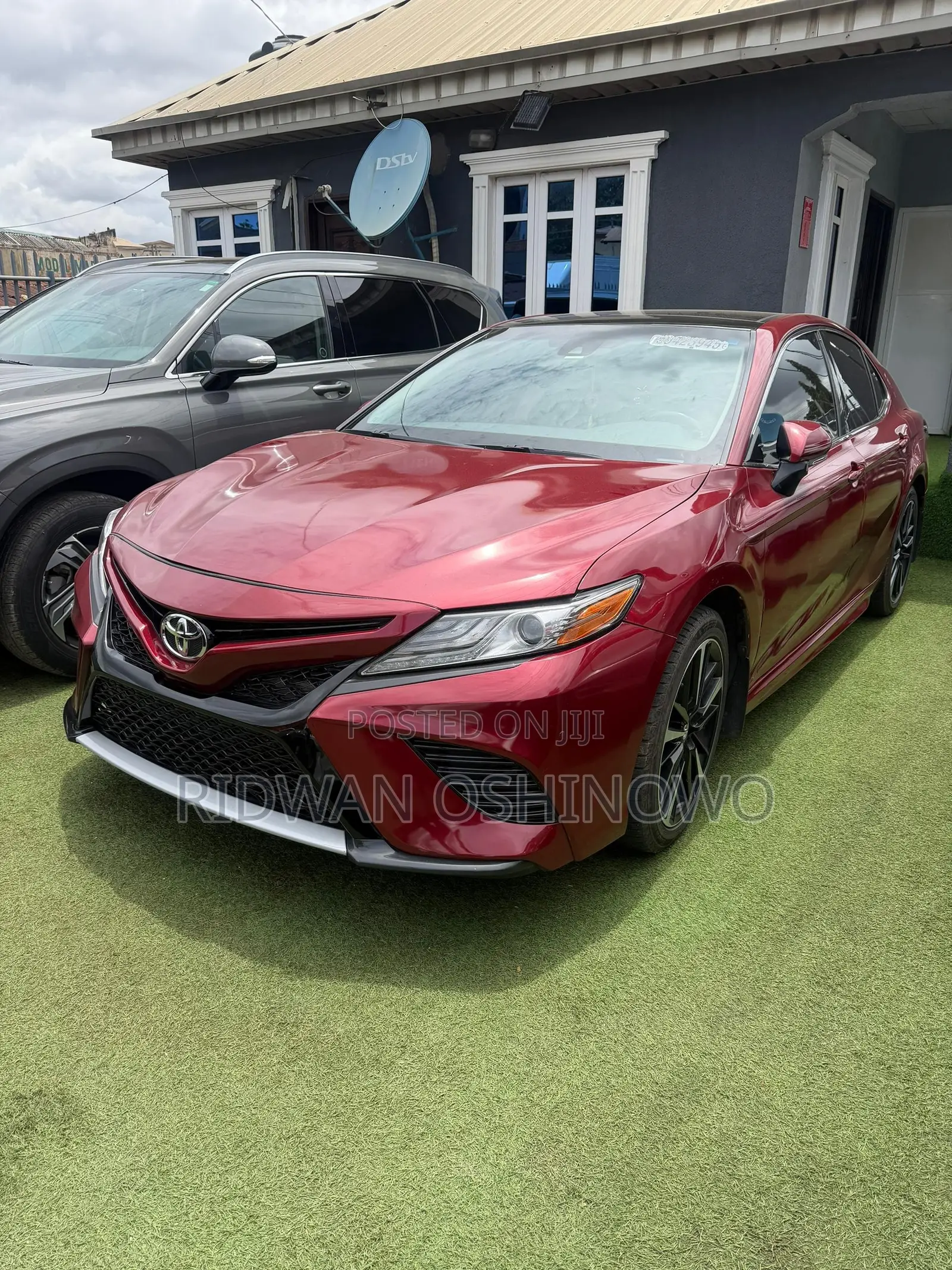 Toyota Camry XSE FWD (2.5L 4cyl 8AM) 2018 Red