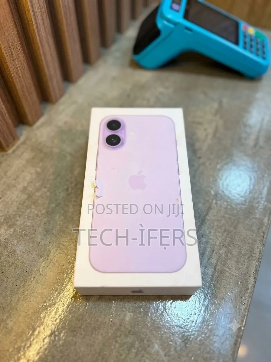 New Apple iPhone 17 256 GB Purple