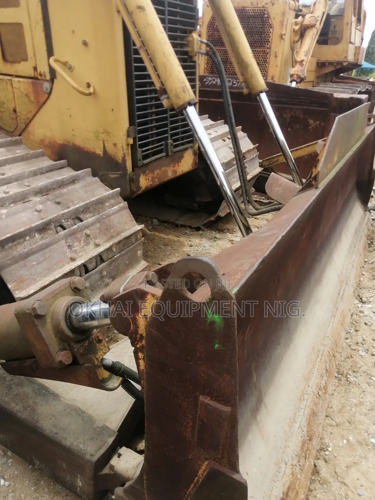 Foreign Used CAT Bulldozer D6R for Sale