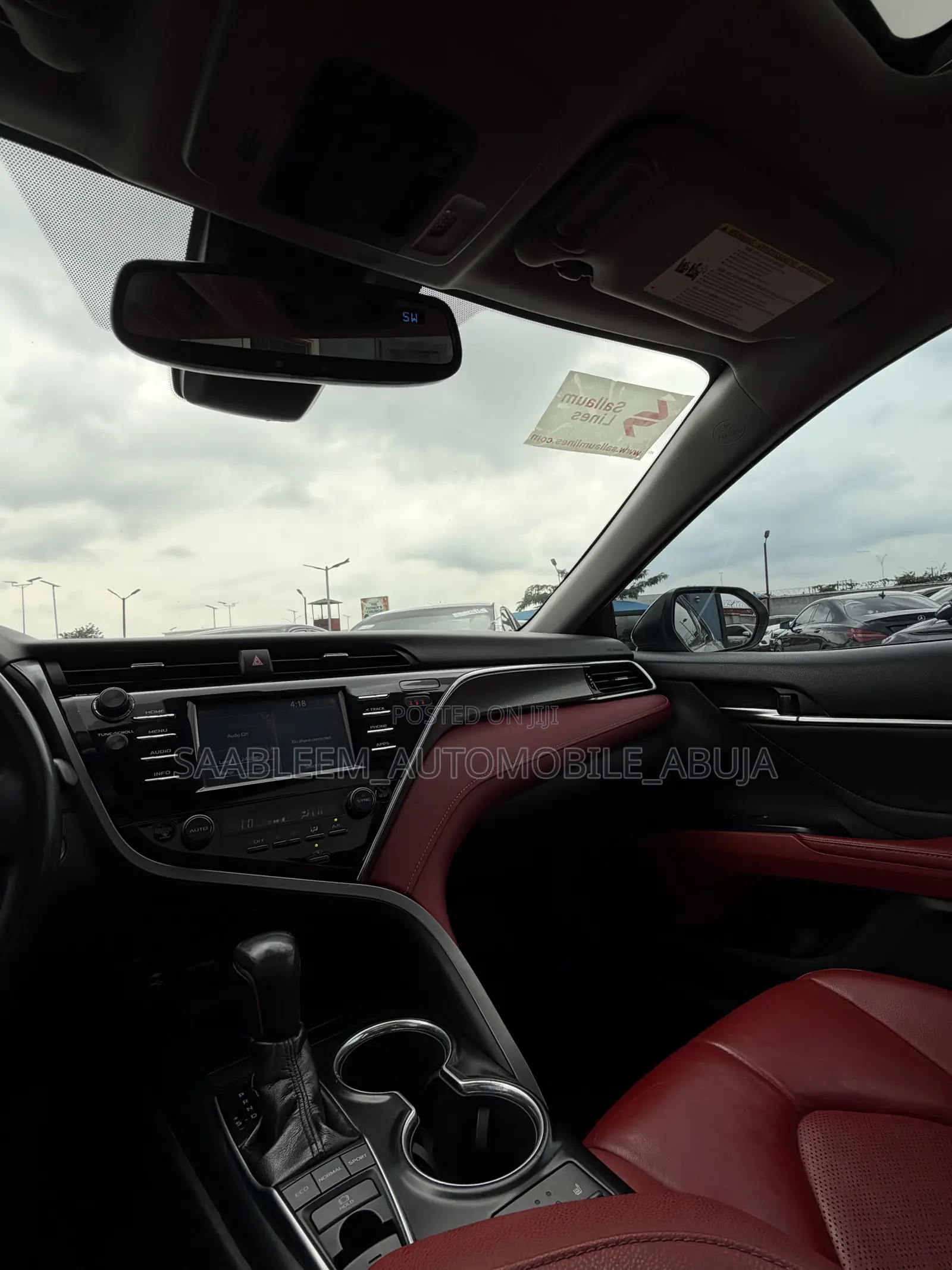 Toyota Camry XSE (2.5L 4cyl 8A) 2019 White