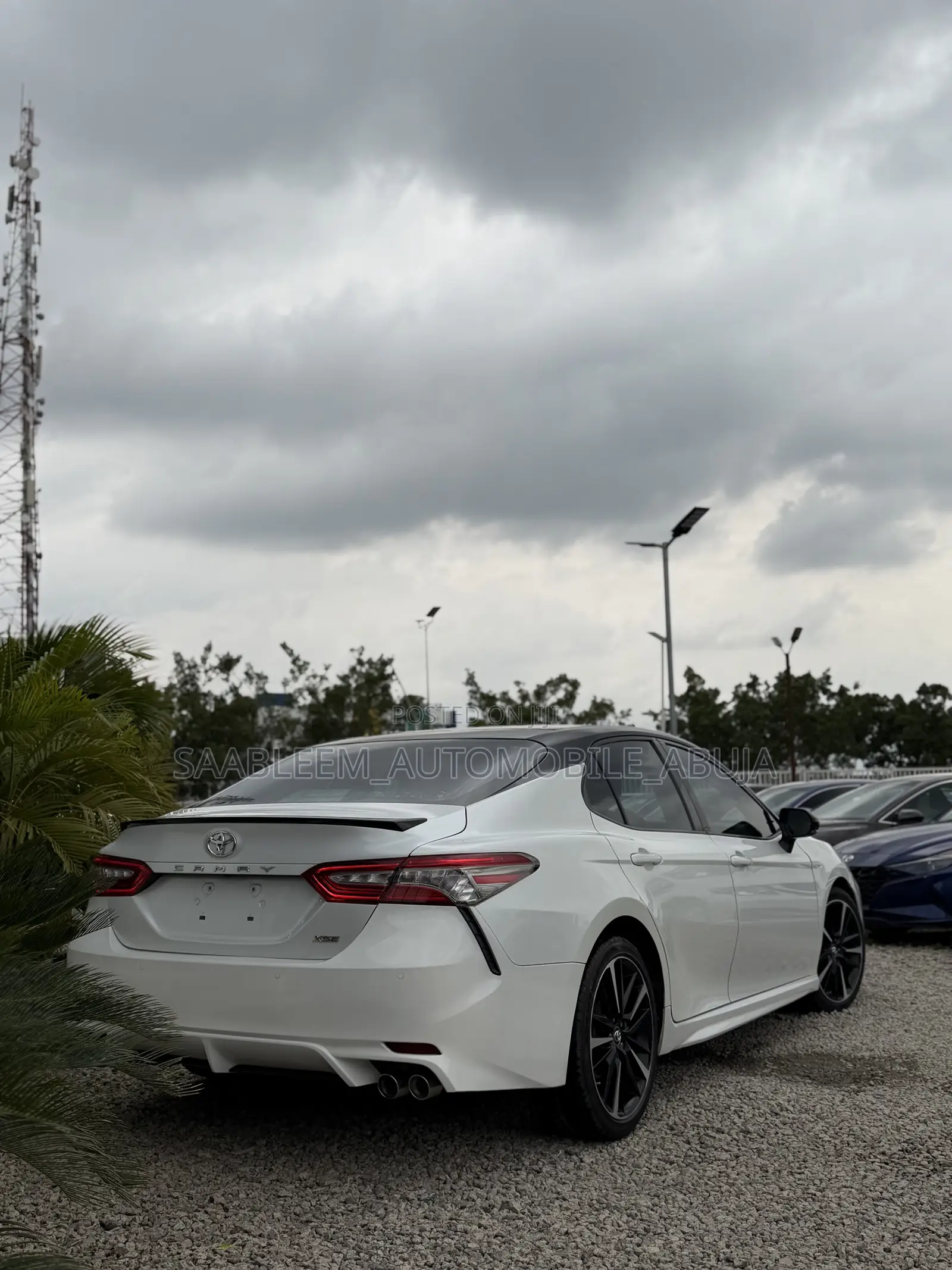 Toyota Camry XSE (2.5L 4cyl 8A) 2019 White