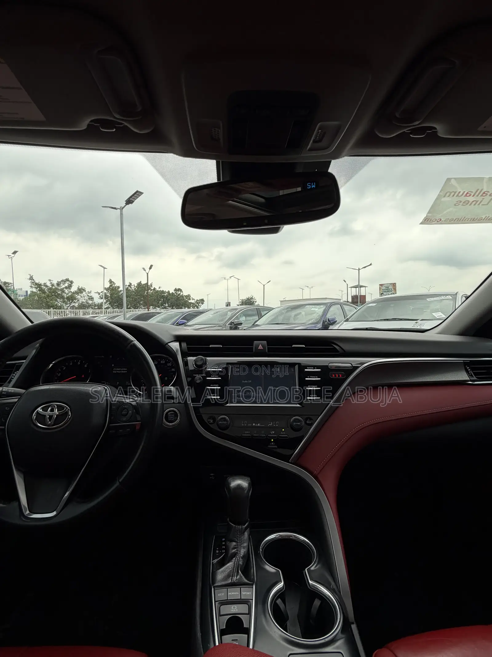 Toyota Camry XSE (2.5L 4cyl 8A) 2019 White