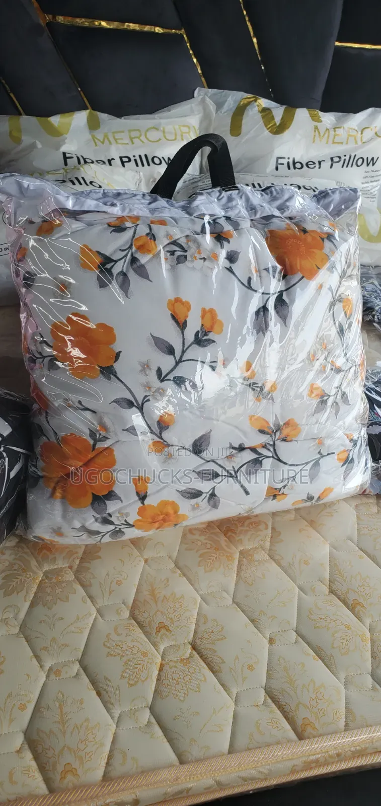 Original Fiber Duvet and Cotton Bedsheet With 4 Pillowcase Available