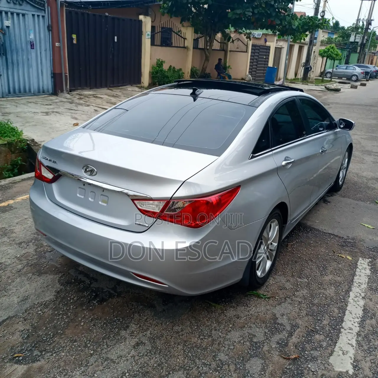 Hyundai Sonata 2011 Silver