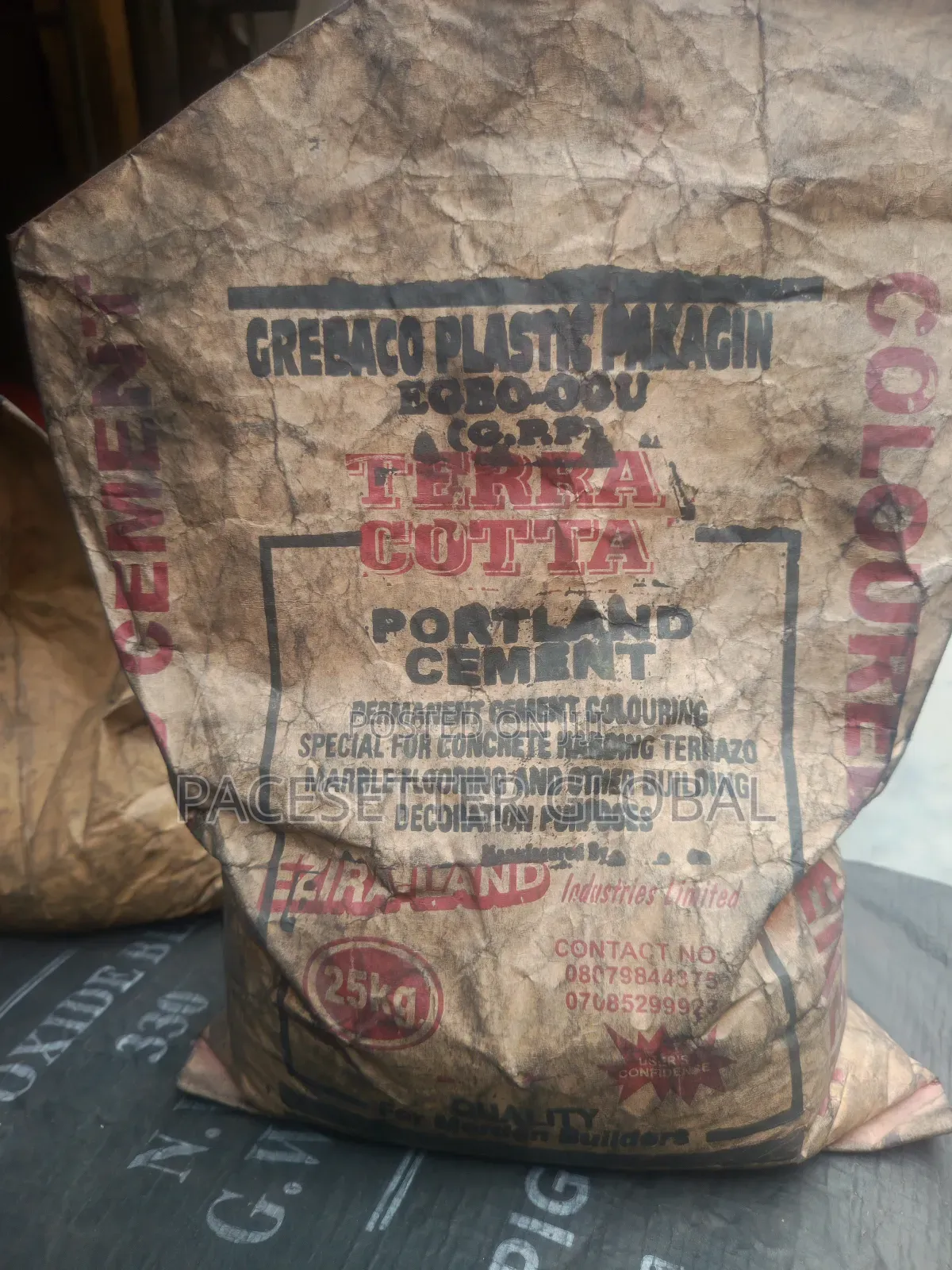 Coloured Cement and Pigment