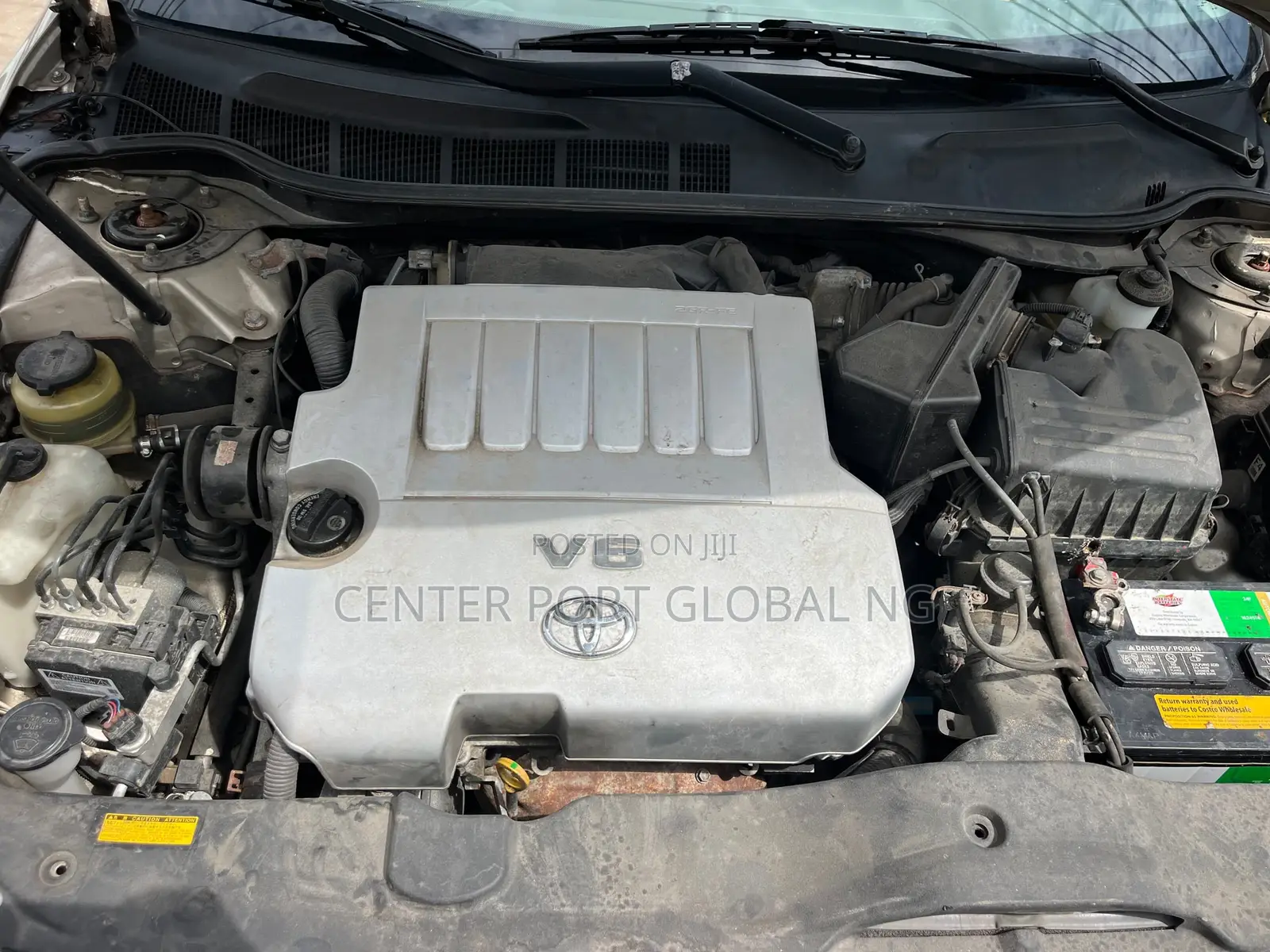Toyota Camry XLE V6 4dr Sedan (3.5L 6cyl 6AM) 2009 Gold