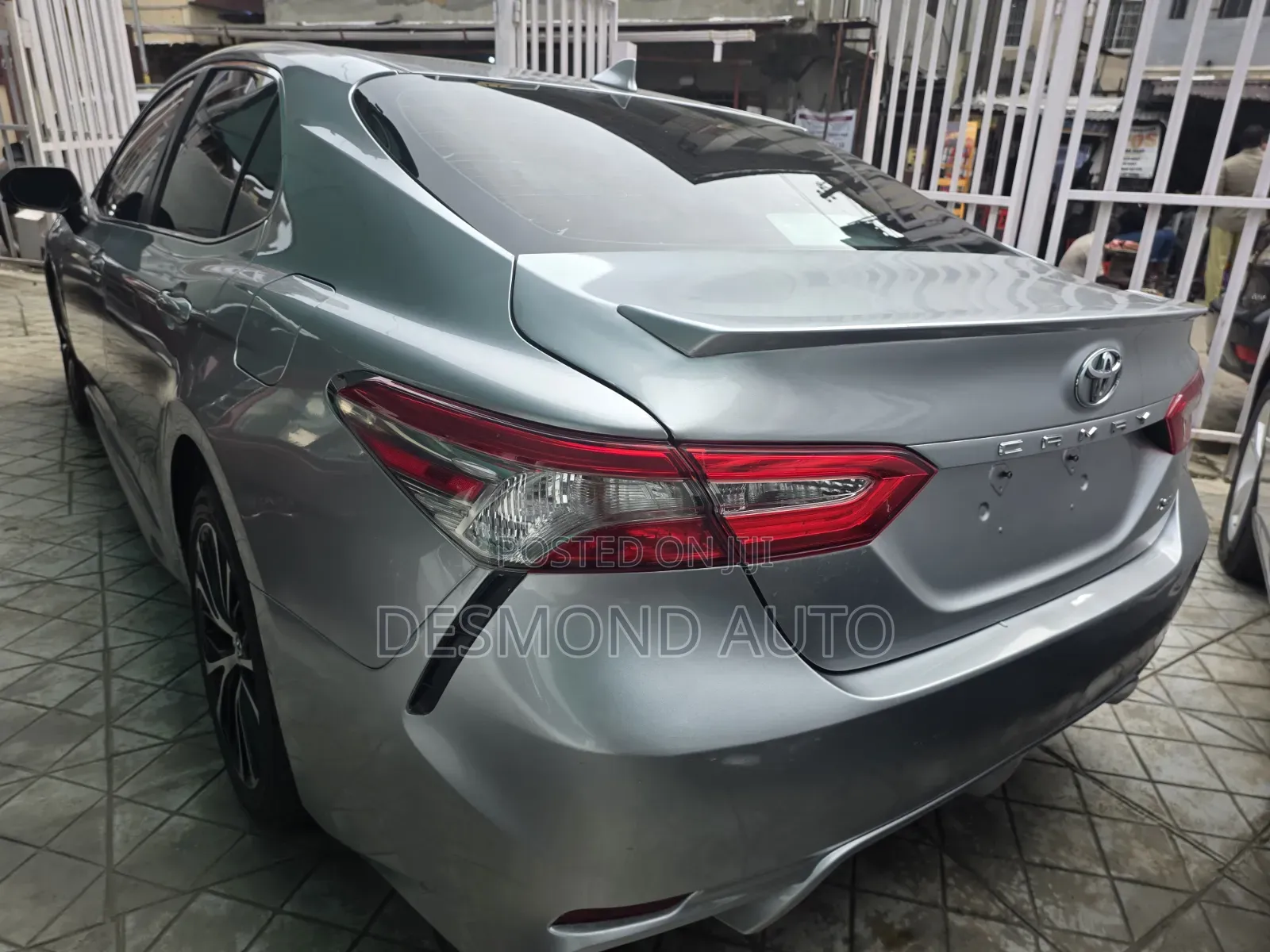 Toyota Camry 2019 Silver