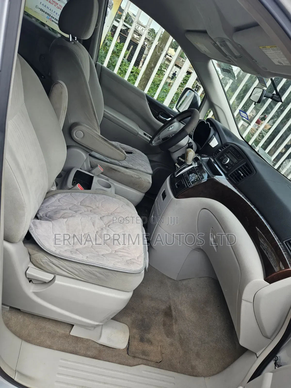 Nissan Quest S 2012 Silver