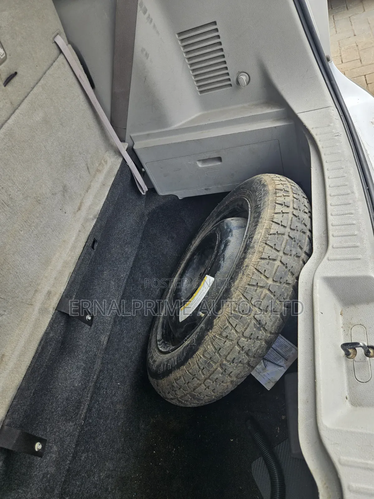 Nissan Quest S 2012 Silver