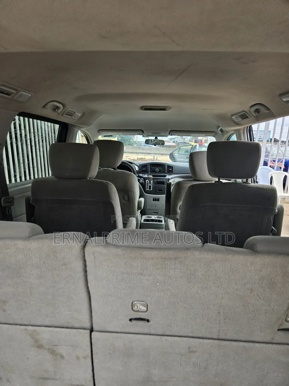 Nissan Quest S 2012 Silver