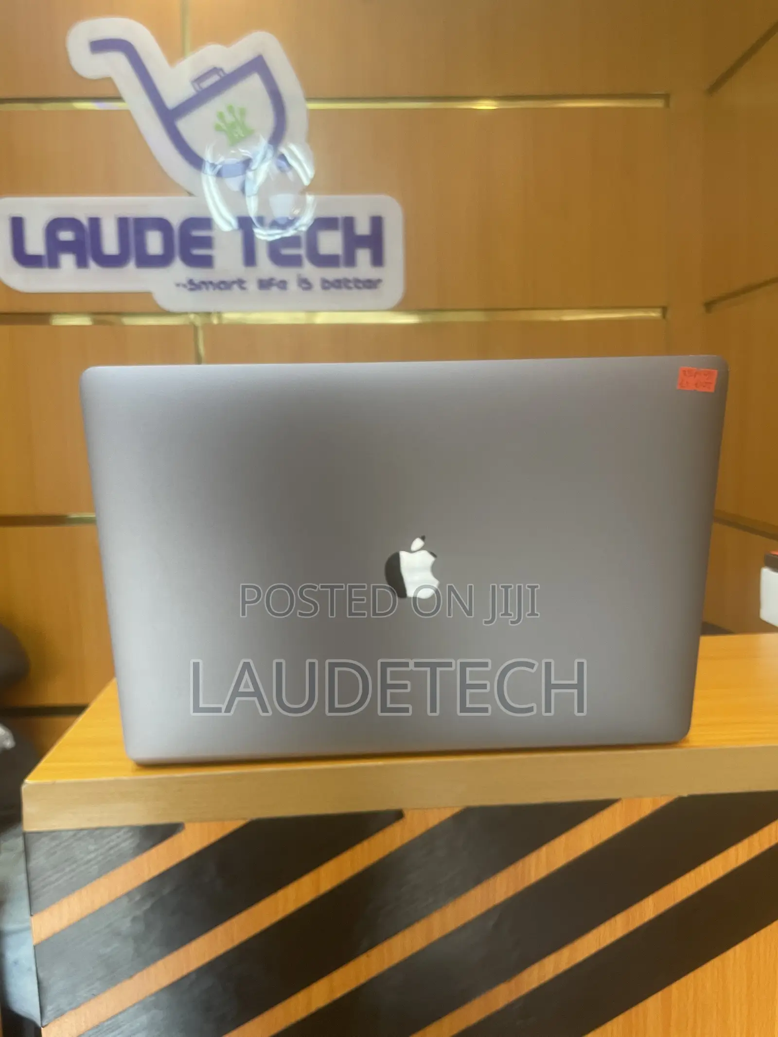 Laptop Apple MacBook Pro 2017 16GB Intel Core i7 SSD 512GB