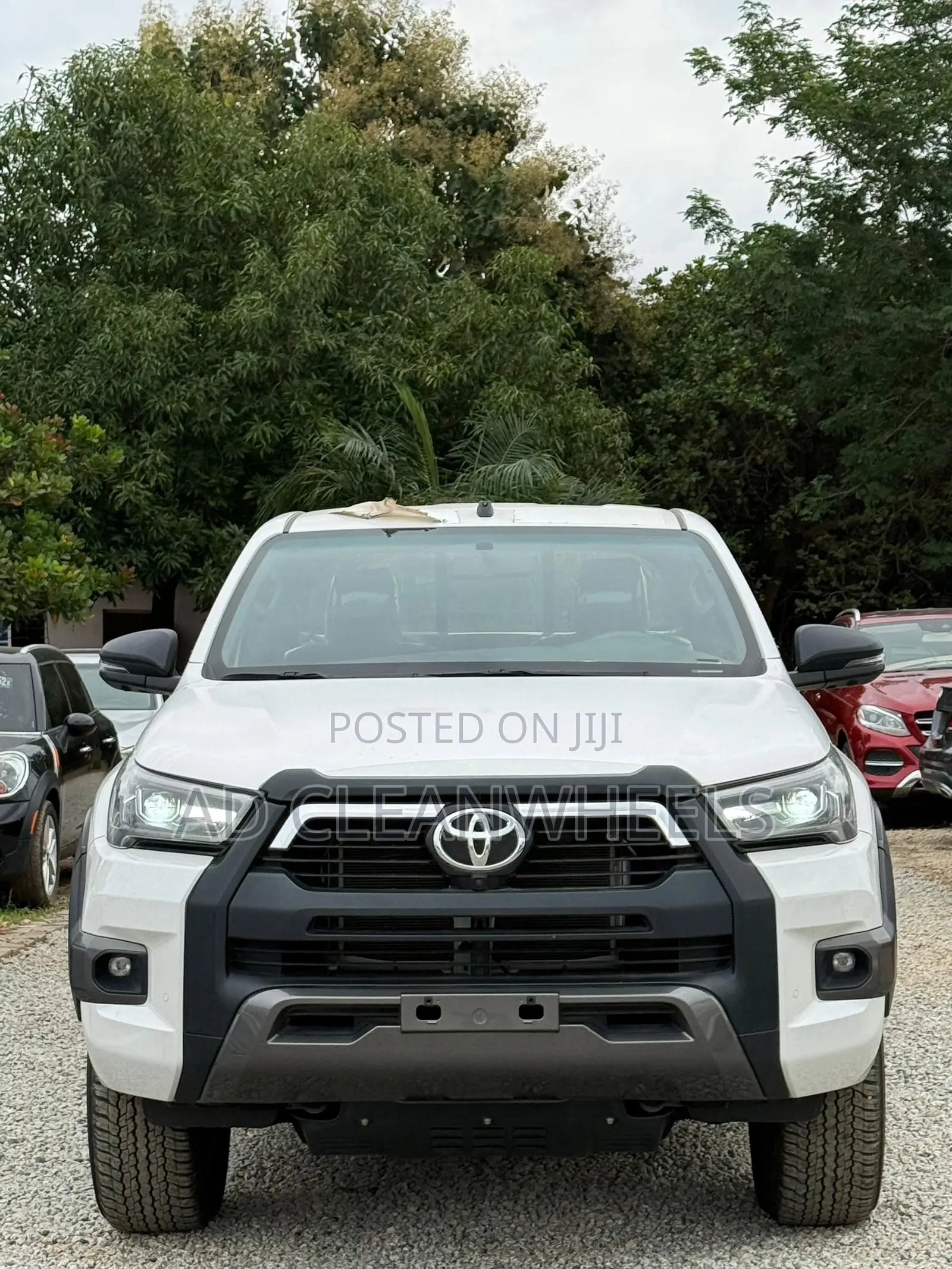 New Toyota Hilux 2025 White