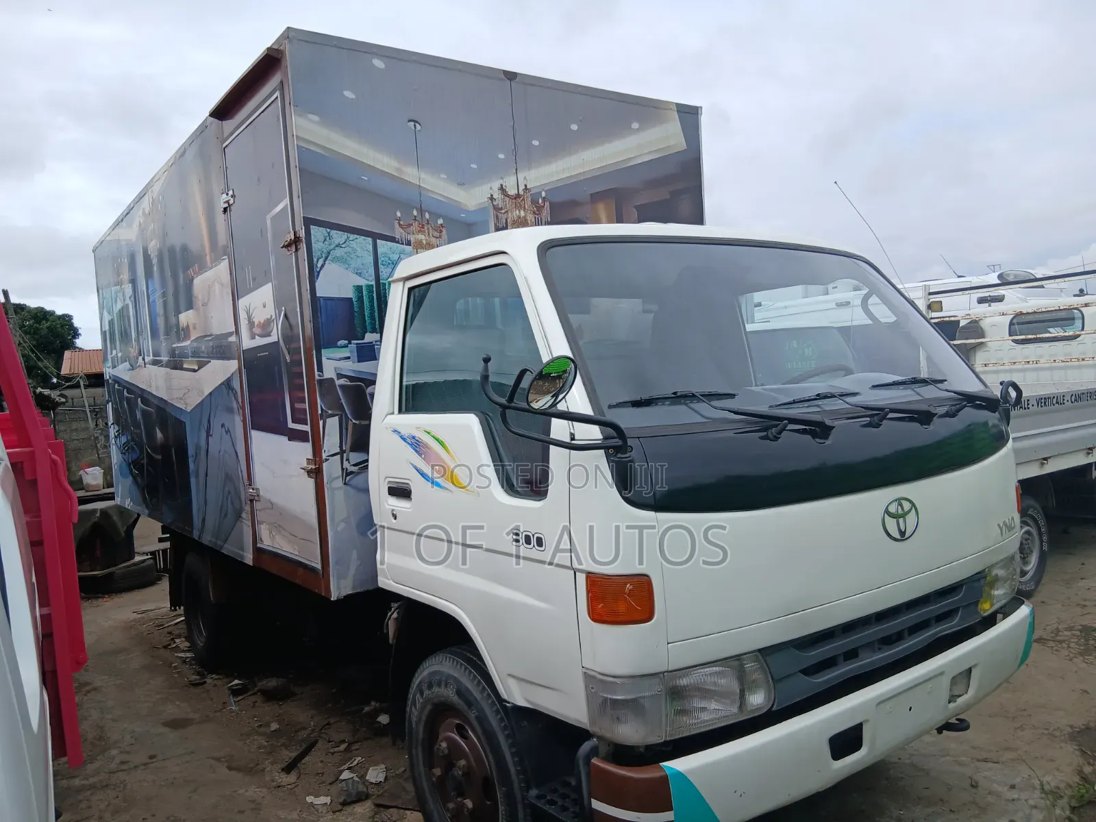 Toyota Dyna 300 White Colour