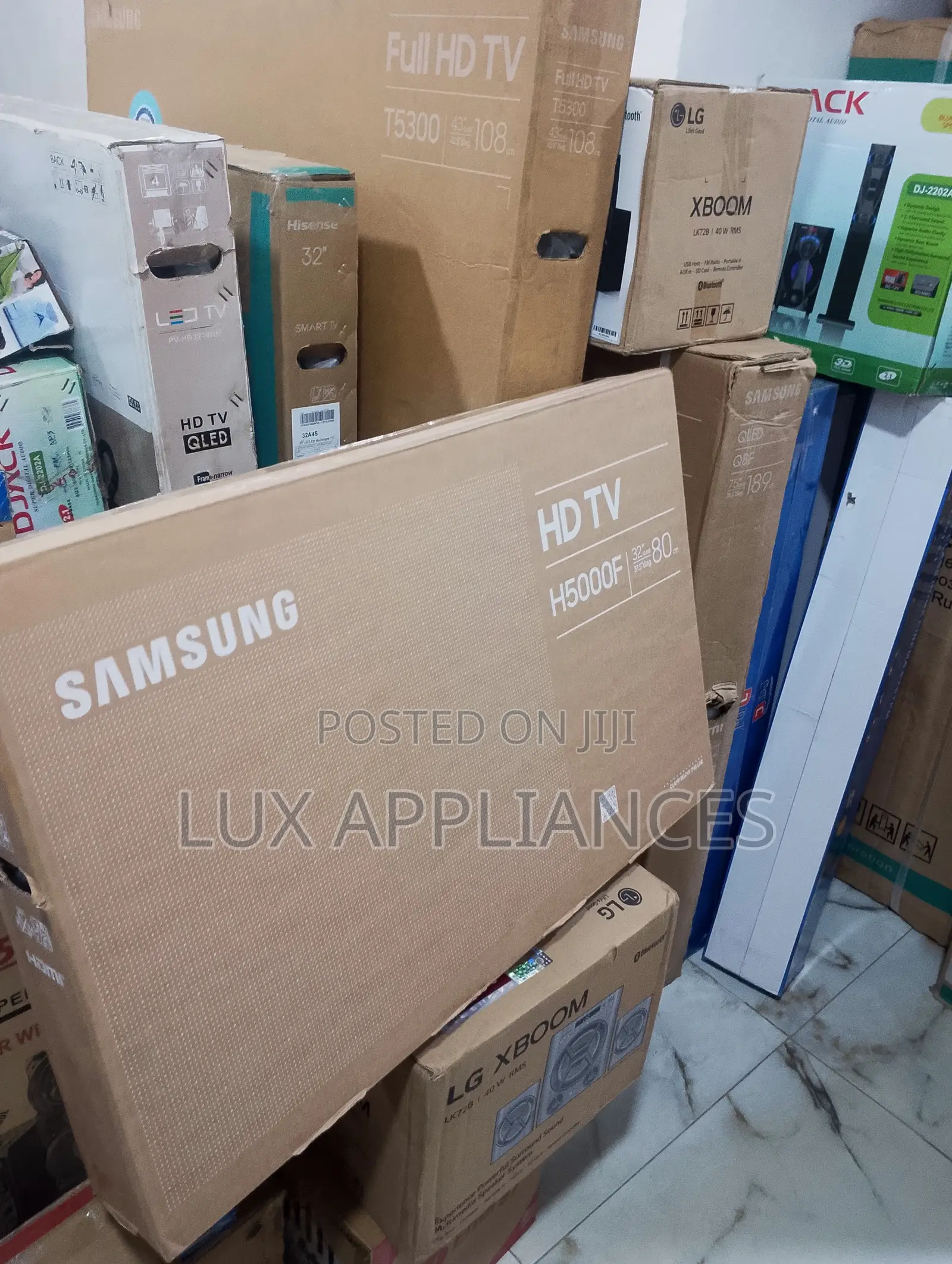 Samsung 32 Inch HD TV With HDR and Tizen