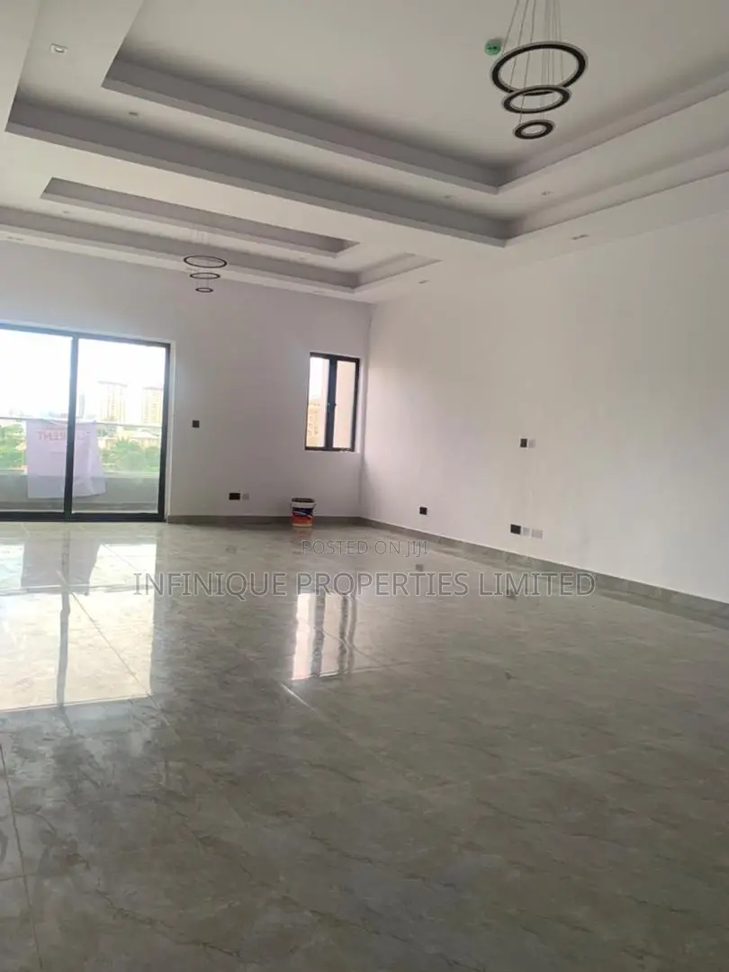 3bdrm Apartment in Victoria Island for rent