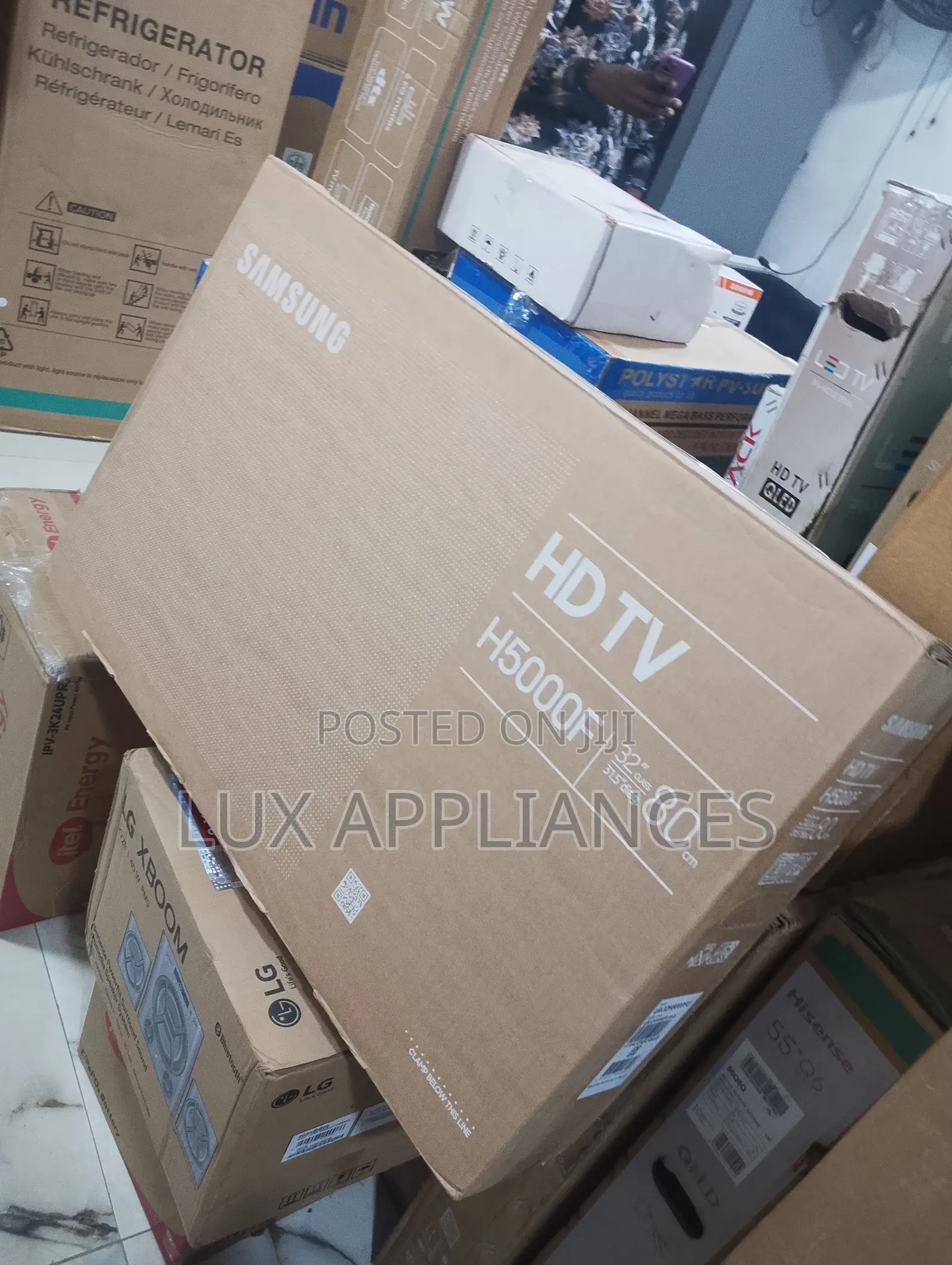 Samsung 32 Inch LED Smart TV With Hyper Real