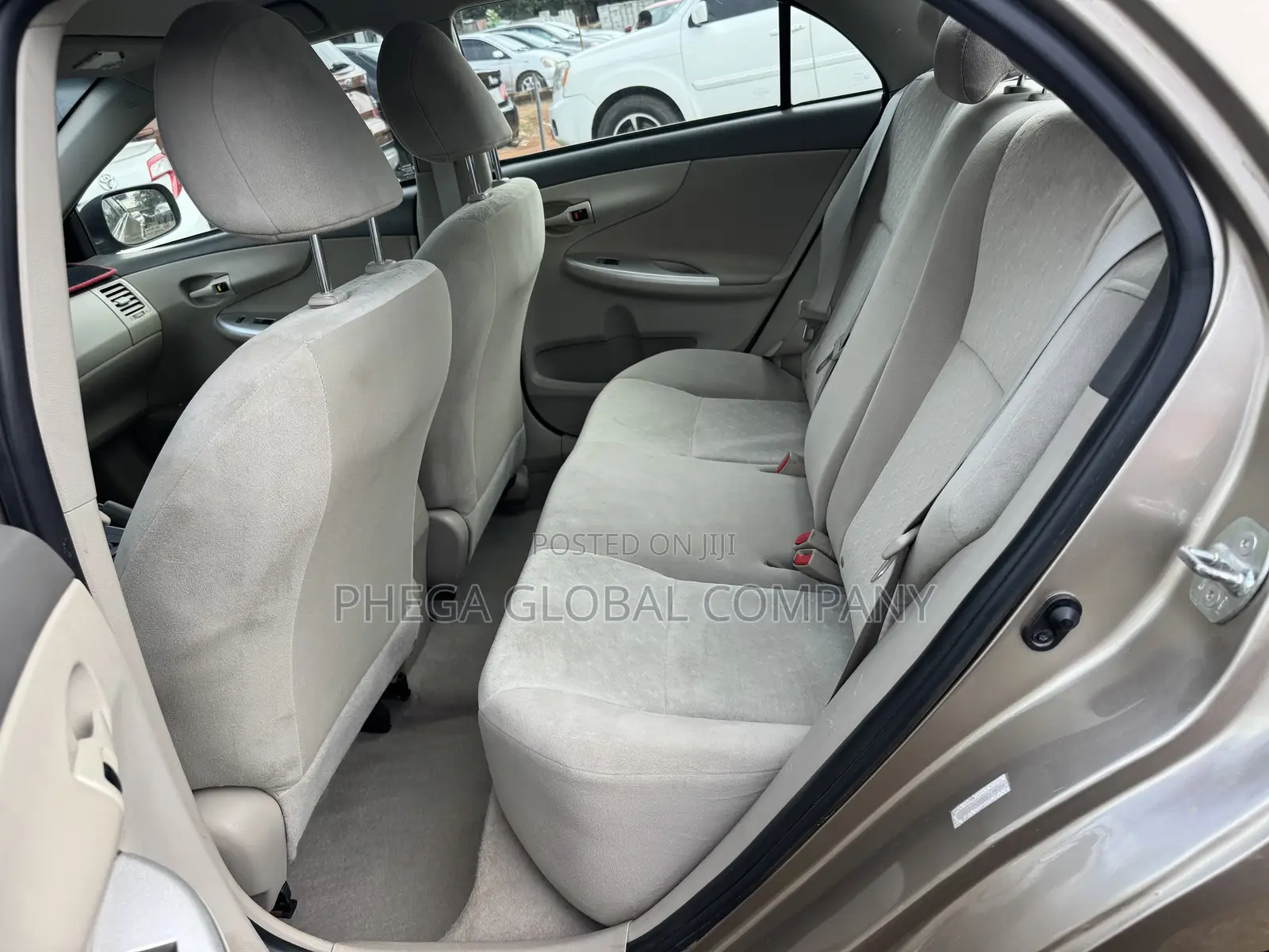 Toyota Corolla 2009 Gold