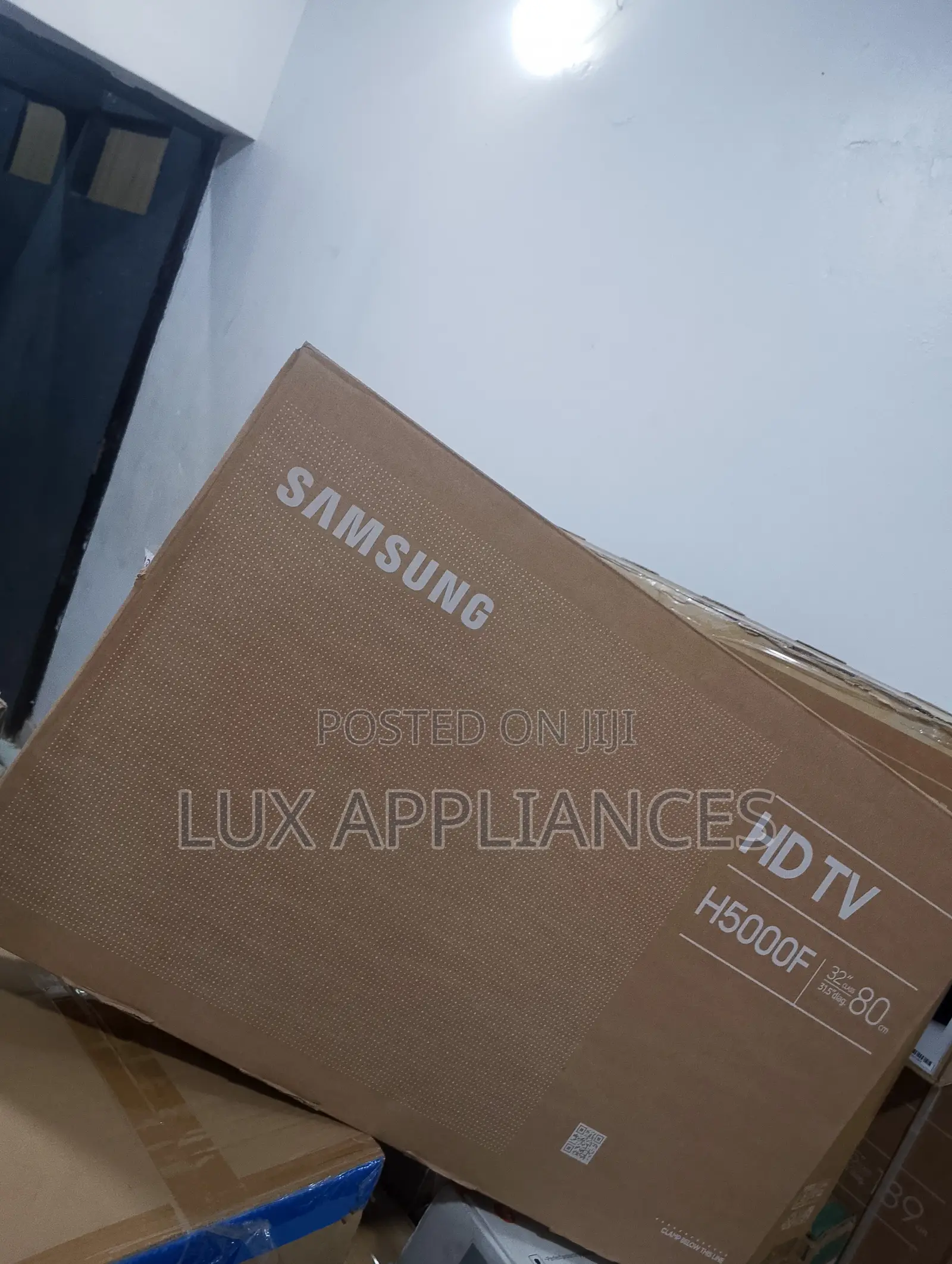 Samsung 32 Inch HD LED TV With Tizen OS