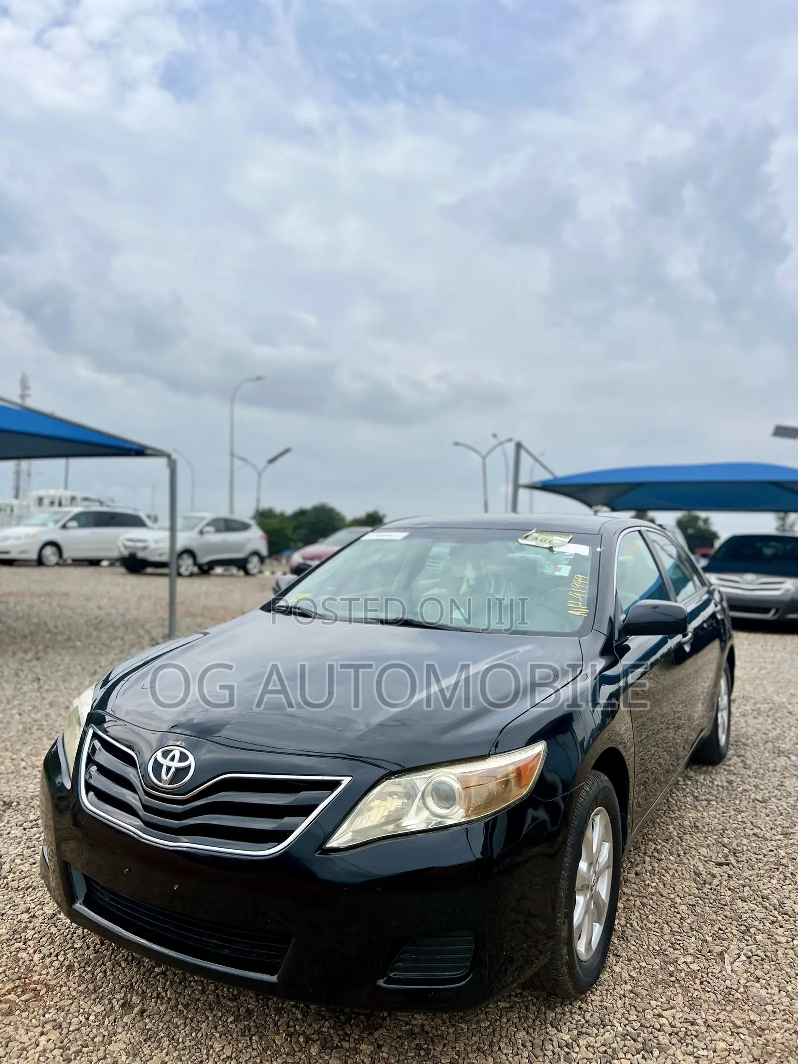 Toyota Camry LE 4dr Sedan (2.5L 4cyl 6A) 2011 Black