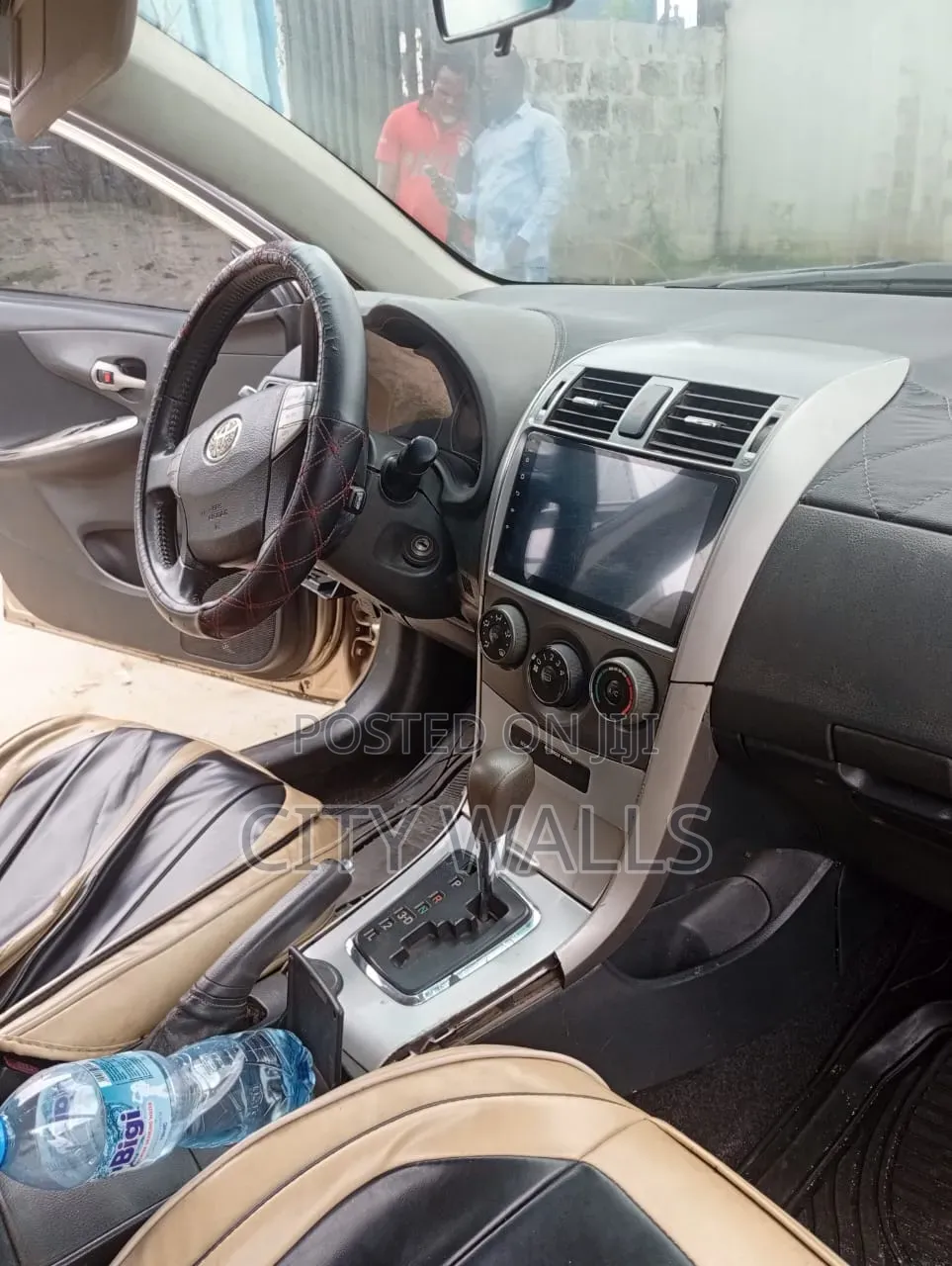 Toyota Corolla 2010 Gold